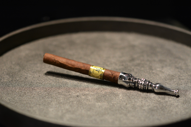 しばし期間限定販売をいたします