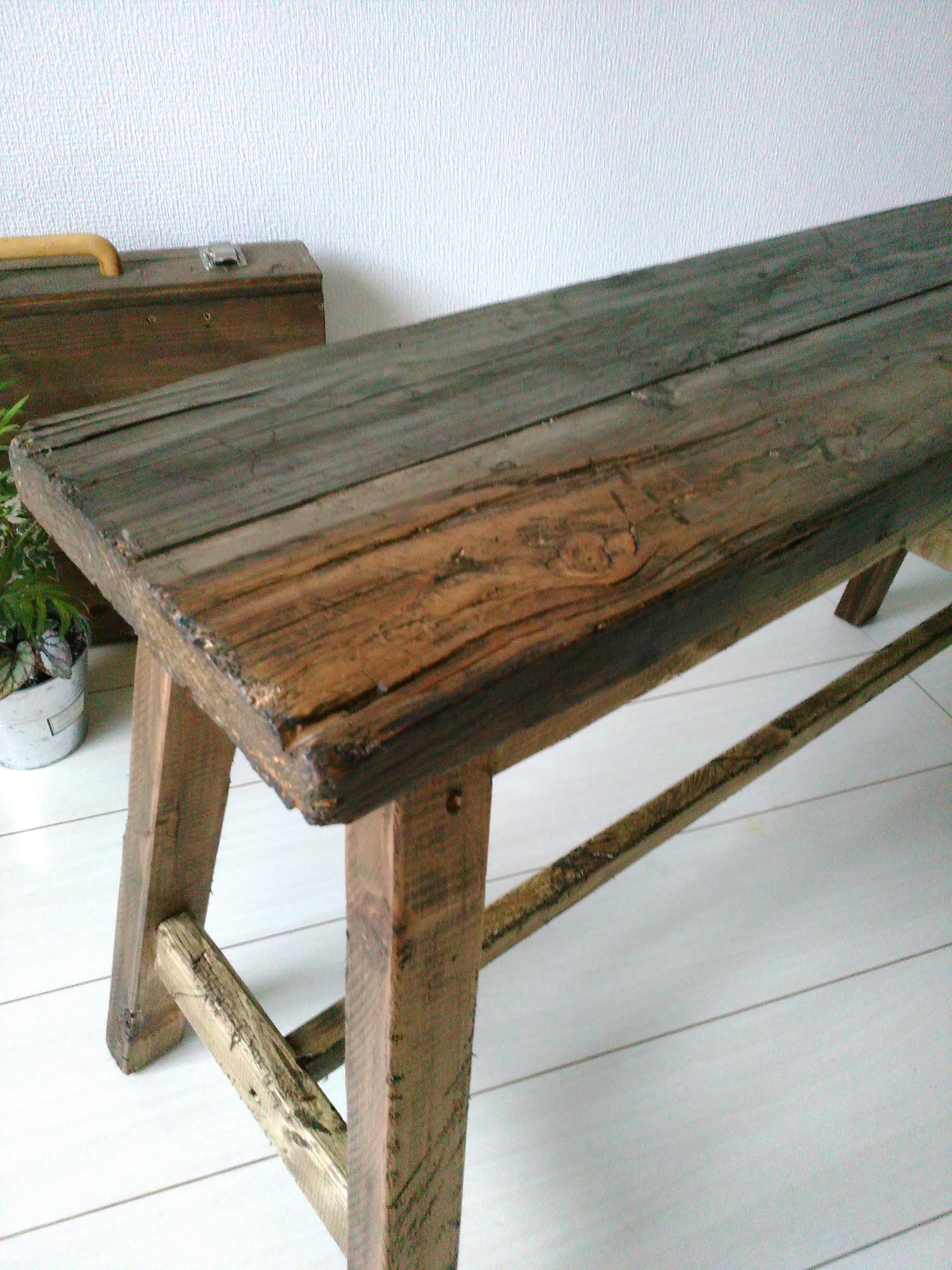 ビンテージ調ベンチ