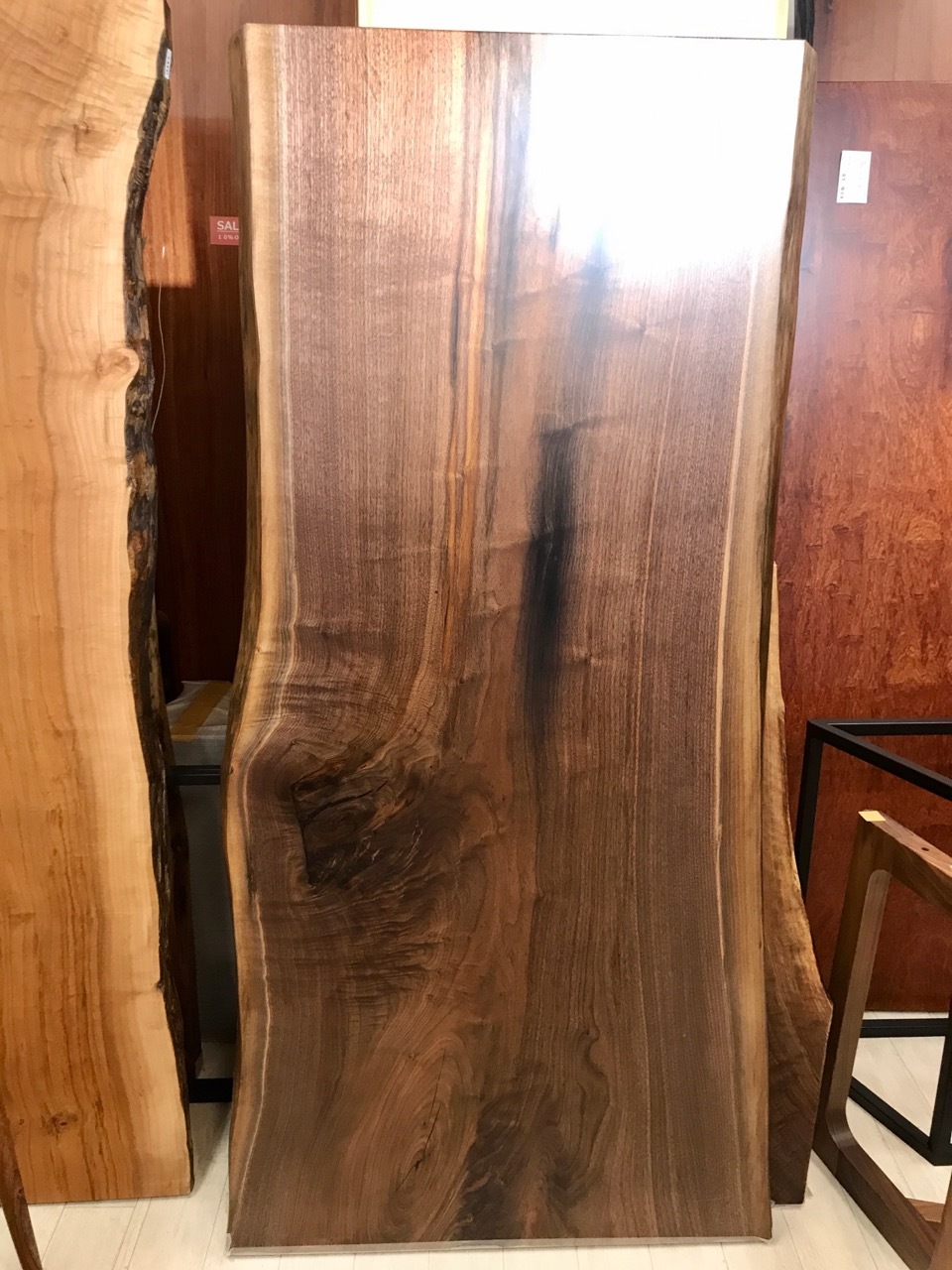 【NEW】浅草店にウォールナット３枚入荷しました！