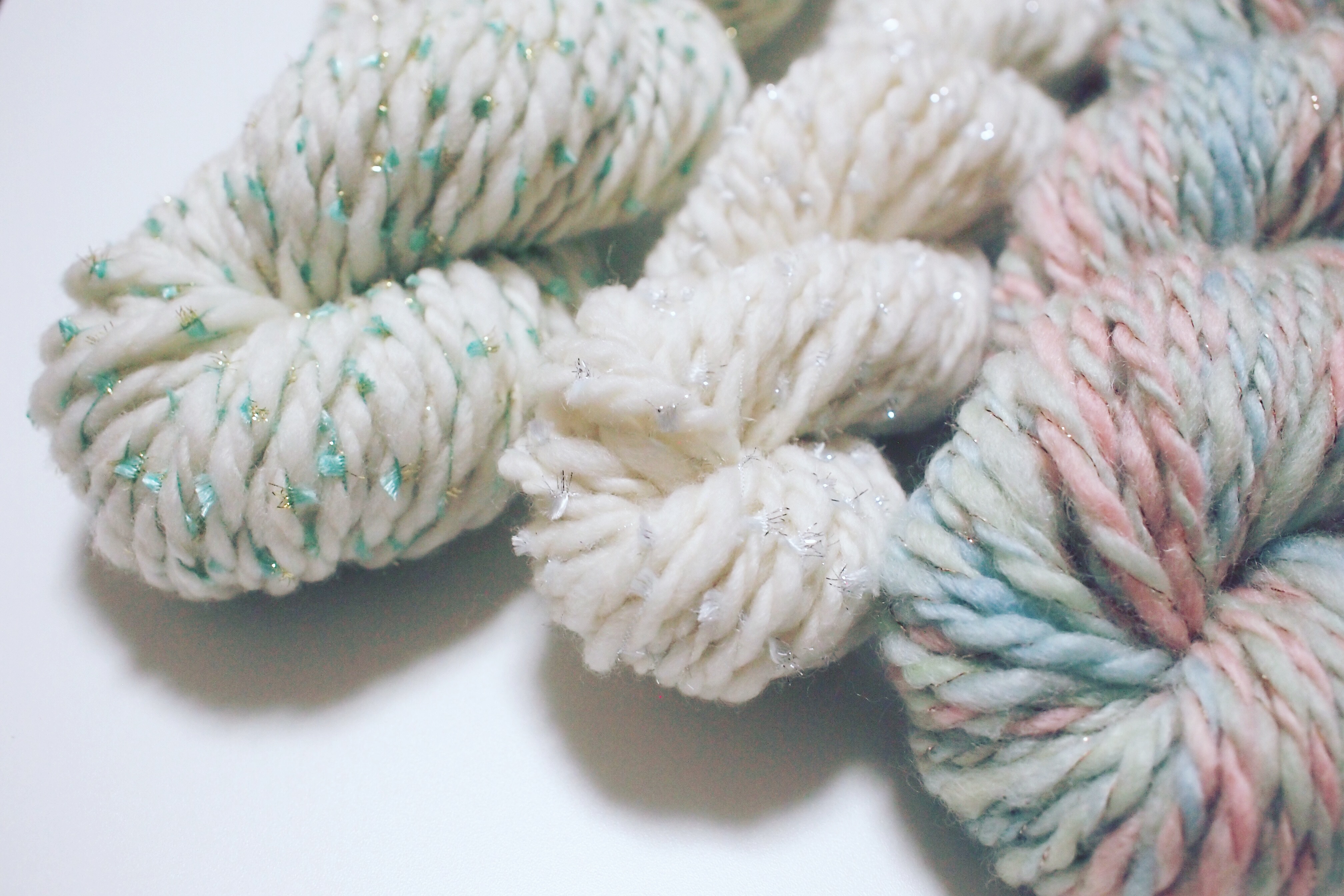 丸の内ストリートマーケット、ありがとうございました！紡いでいた毛糸が仕上がりました。