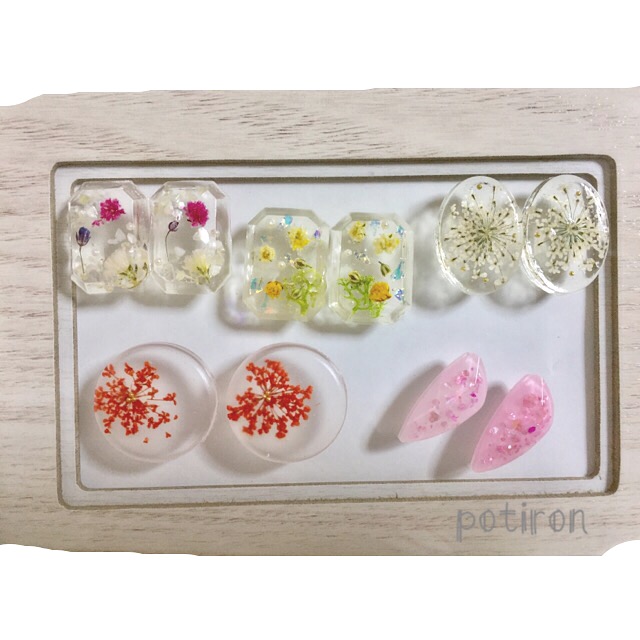 新作です⋈*.。お花とシェルを使った1点ものばかりです❁﻿