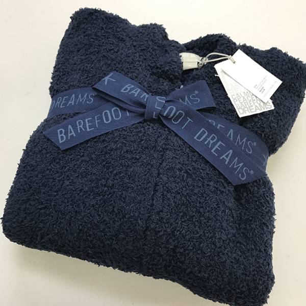 肌触り最高。ベアフットドリームスで触れたくなる男に