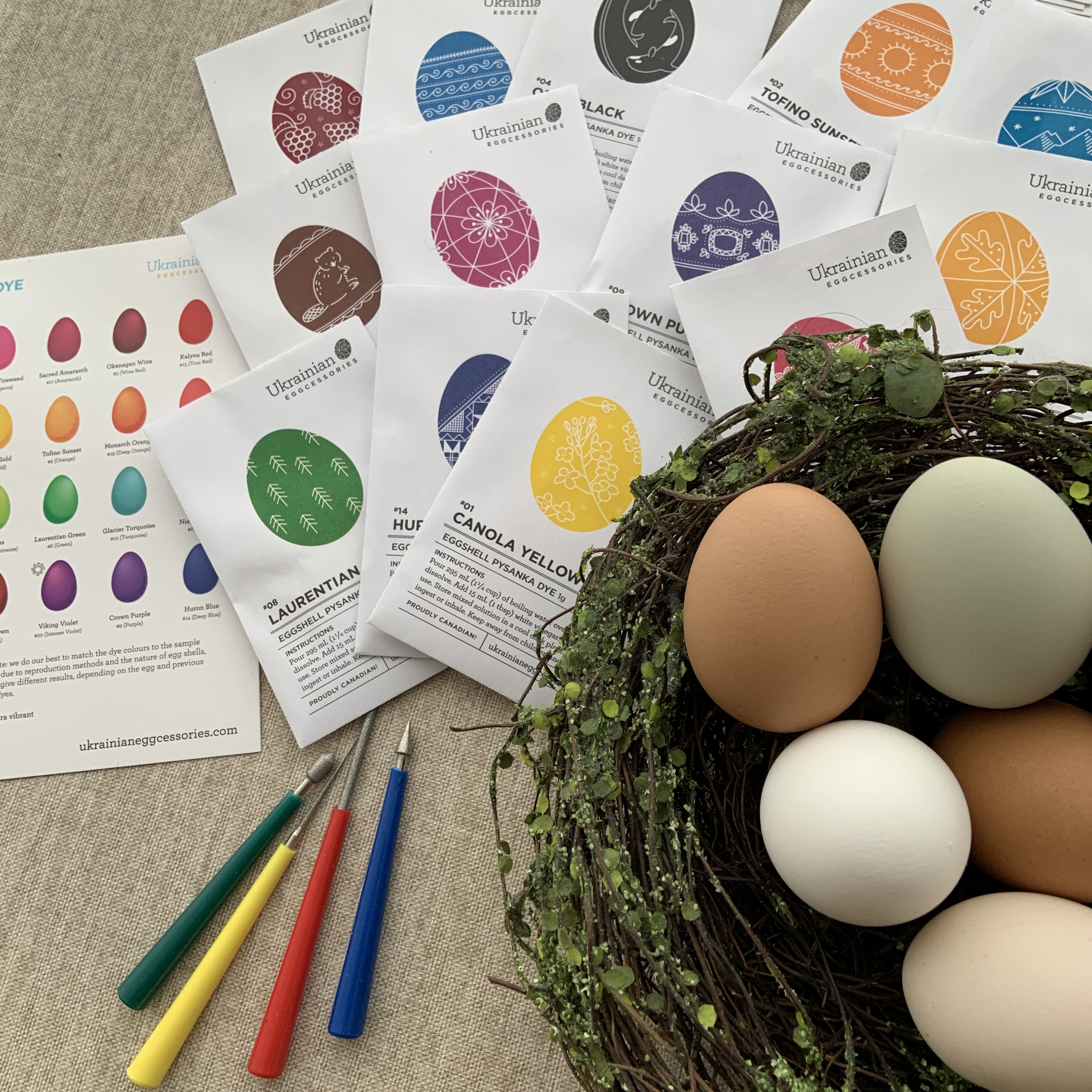 カナダのUkrainian EggCessories 社の染料のお取り扱いを開始します