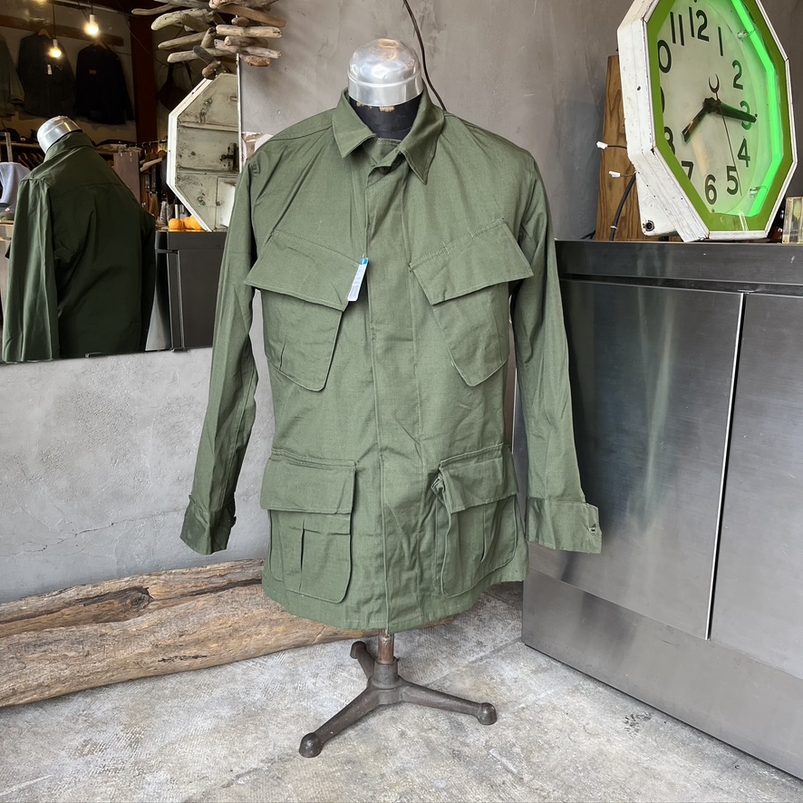 US 5th JUNGLE FATIGUE JACKET (DEADSTOCK)