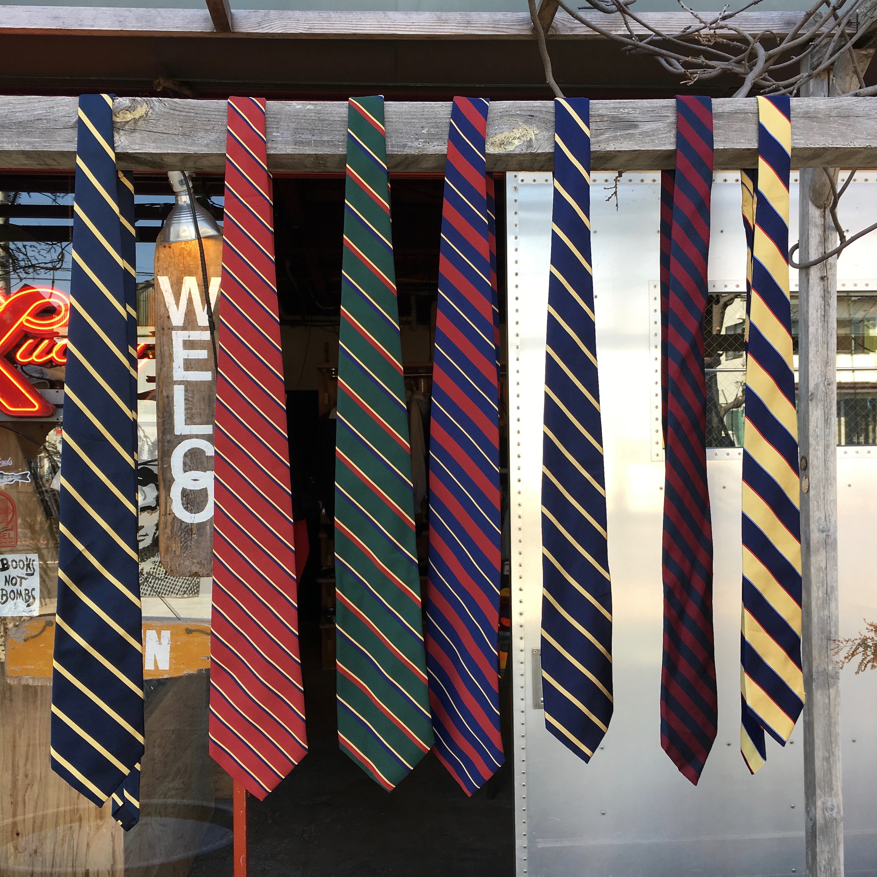 Brooks Brothers: USED TIE
