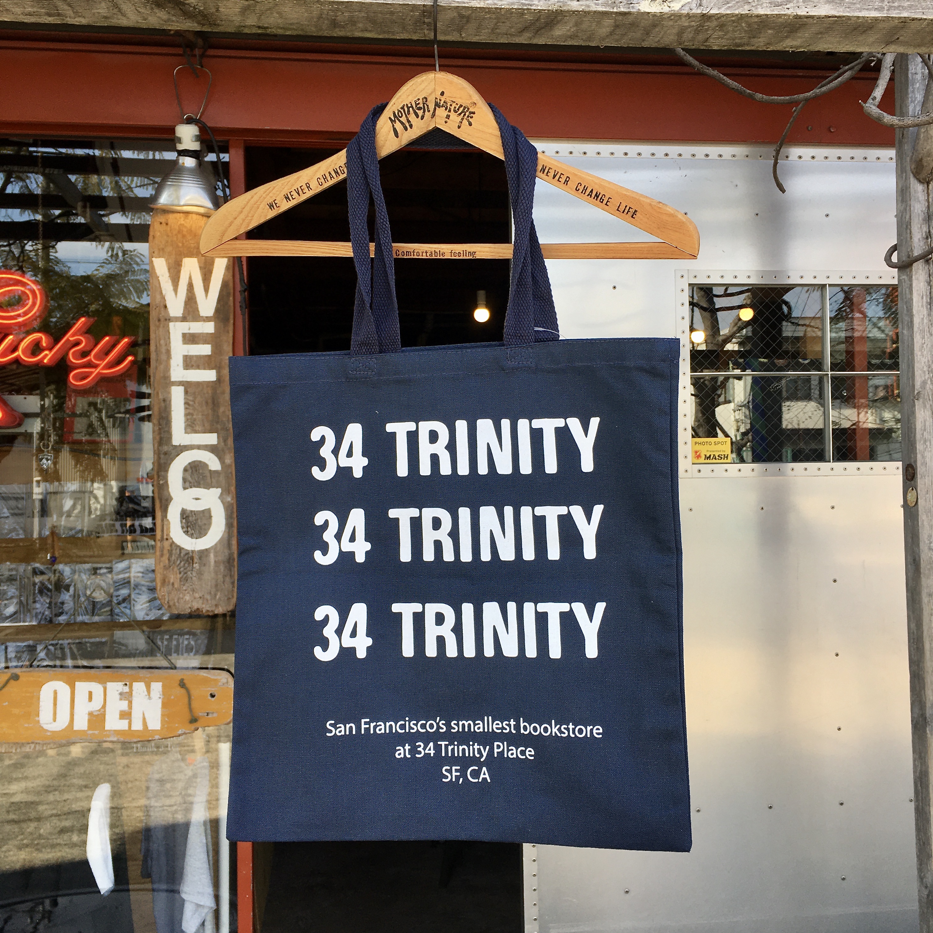 34 TRINITY : TOTE BAG/LOGO 