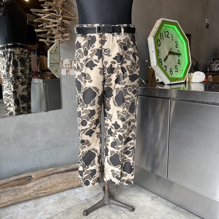 USED CAMO PANTS (MADE IN USA)