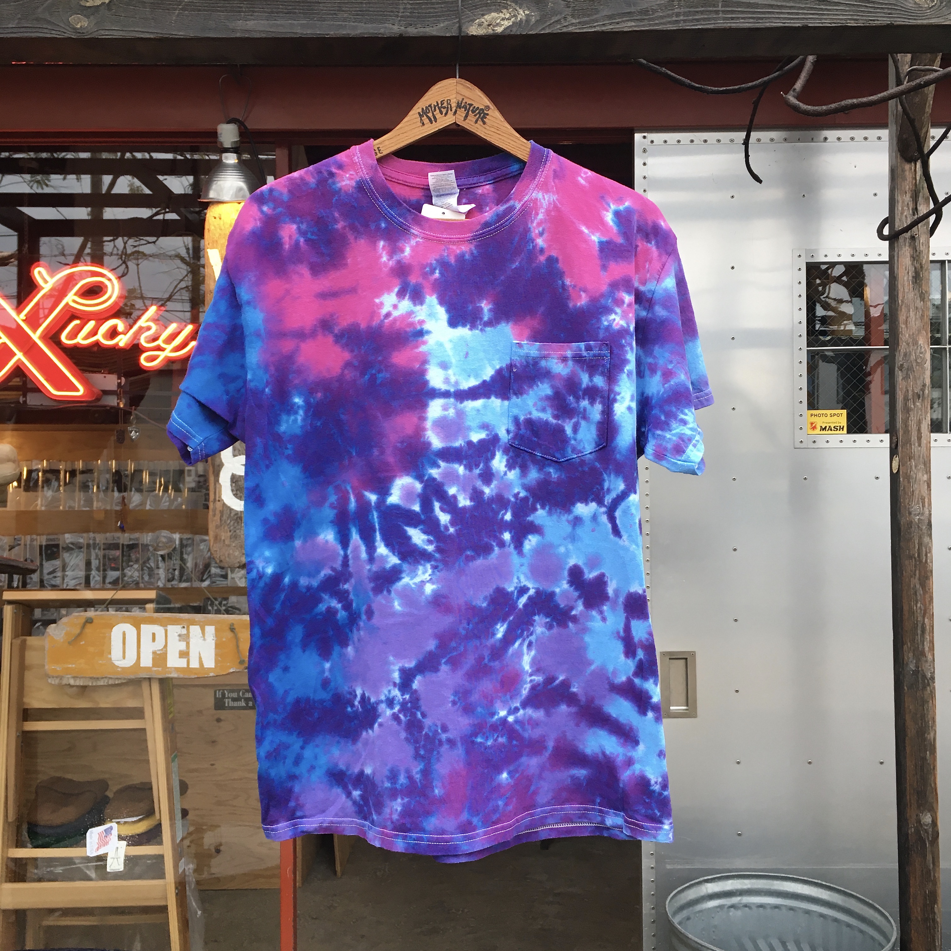 Kerr’s Cotton: SPLAT POCKET SHORT SLEEVE T 