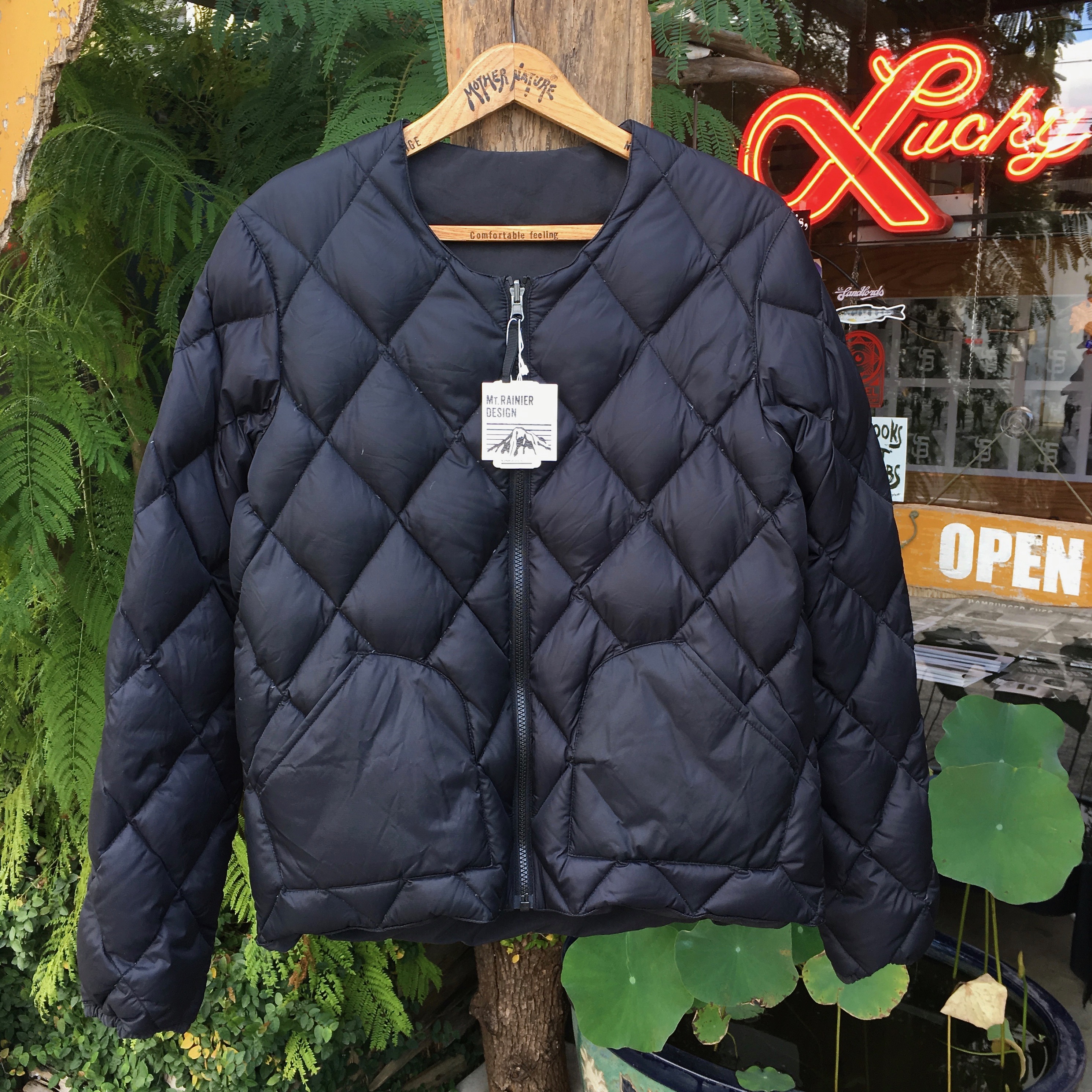 MT RAINIER DESIGN : MRD REVERSIBLE DOWN CARDIGAN