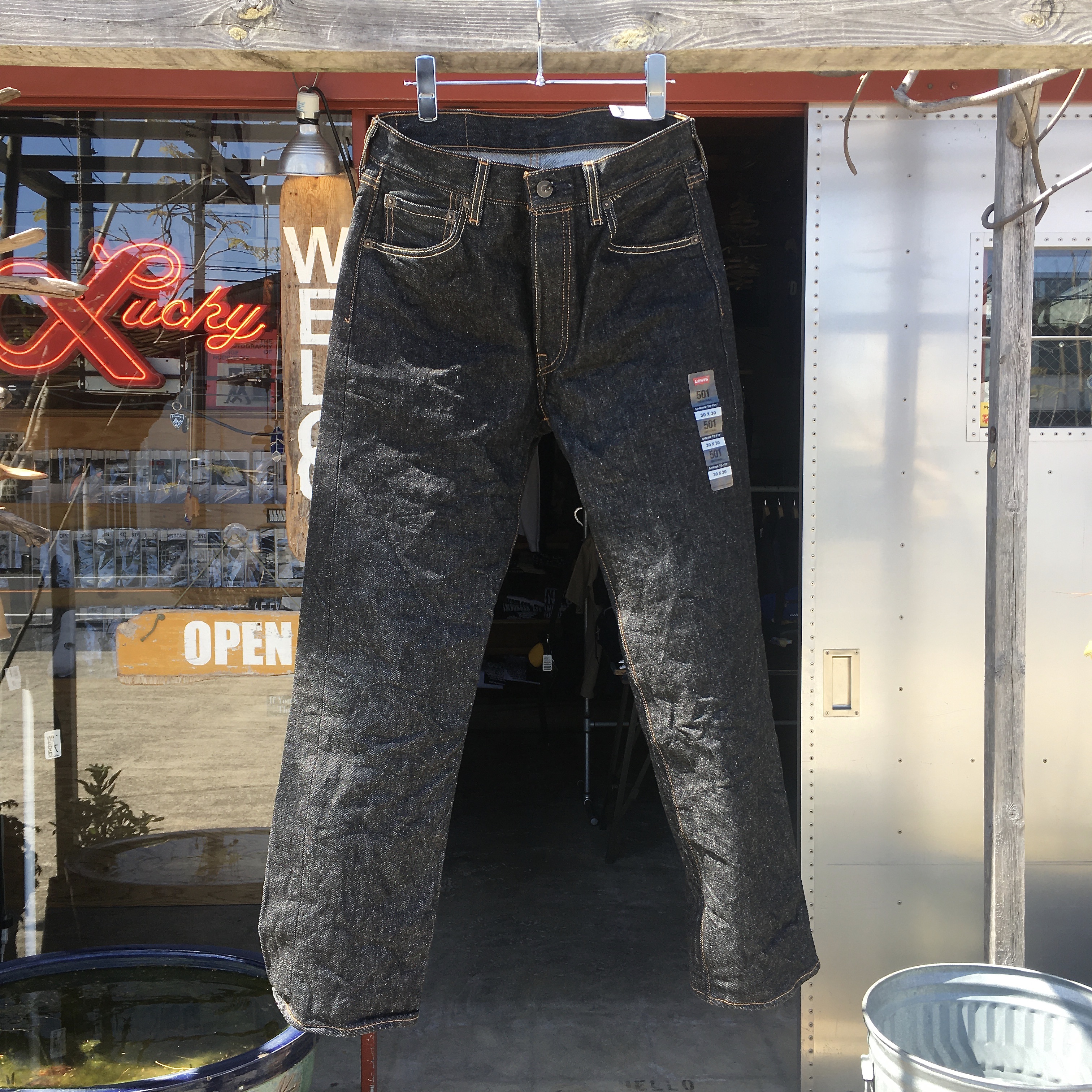 LEVI’S 501 ORIGINAL FIT JEANS (BLACK) 
