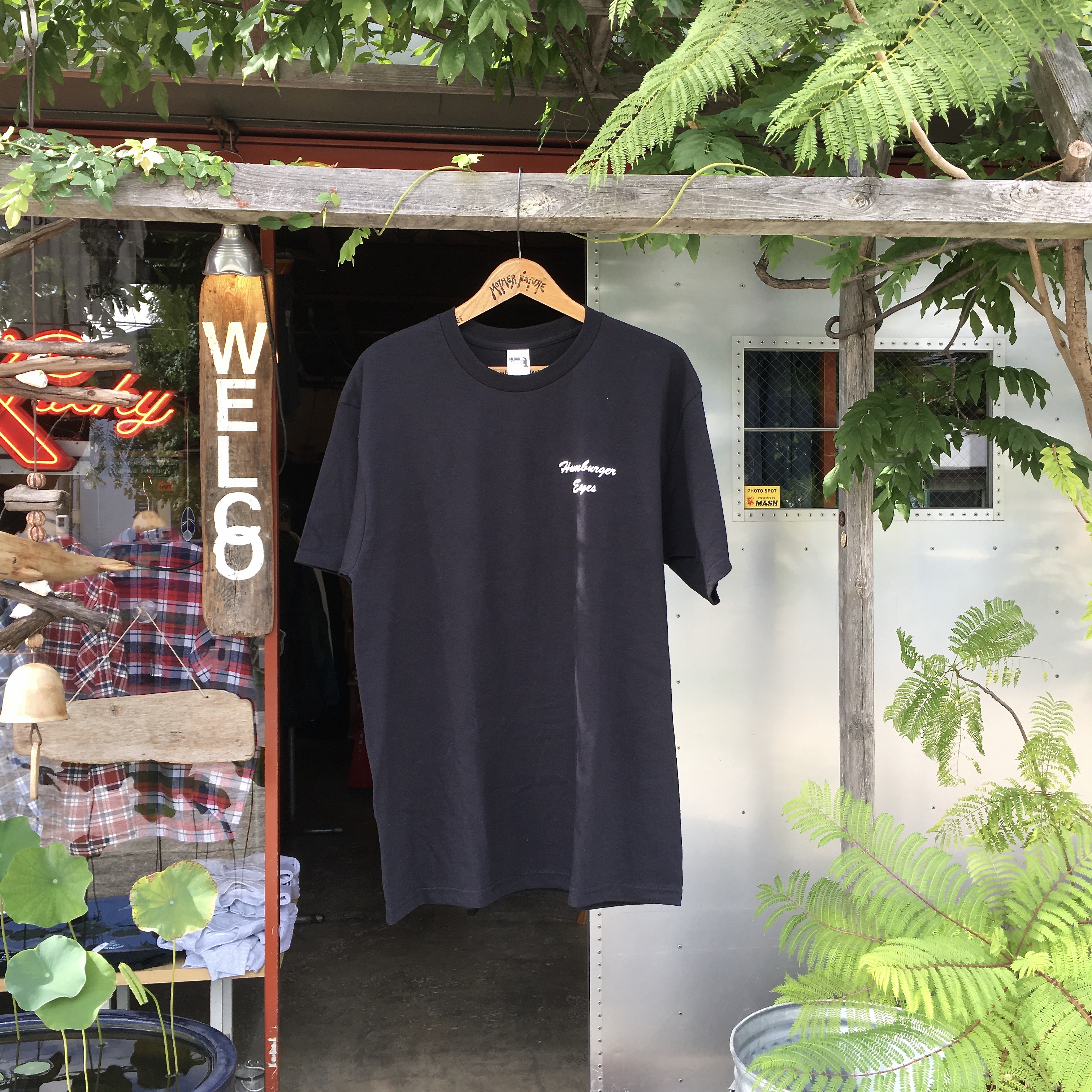HAMBURGER EYES : Company Black T-Shirt 