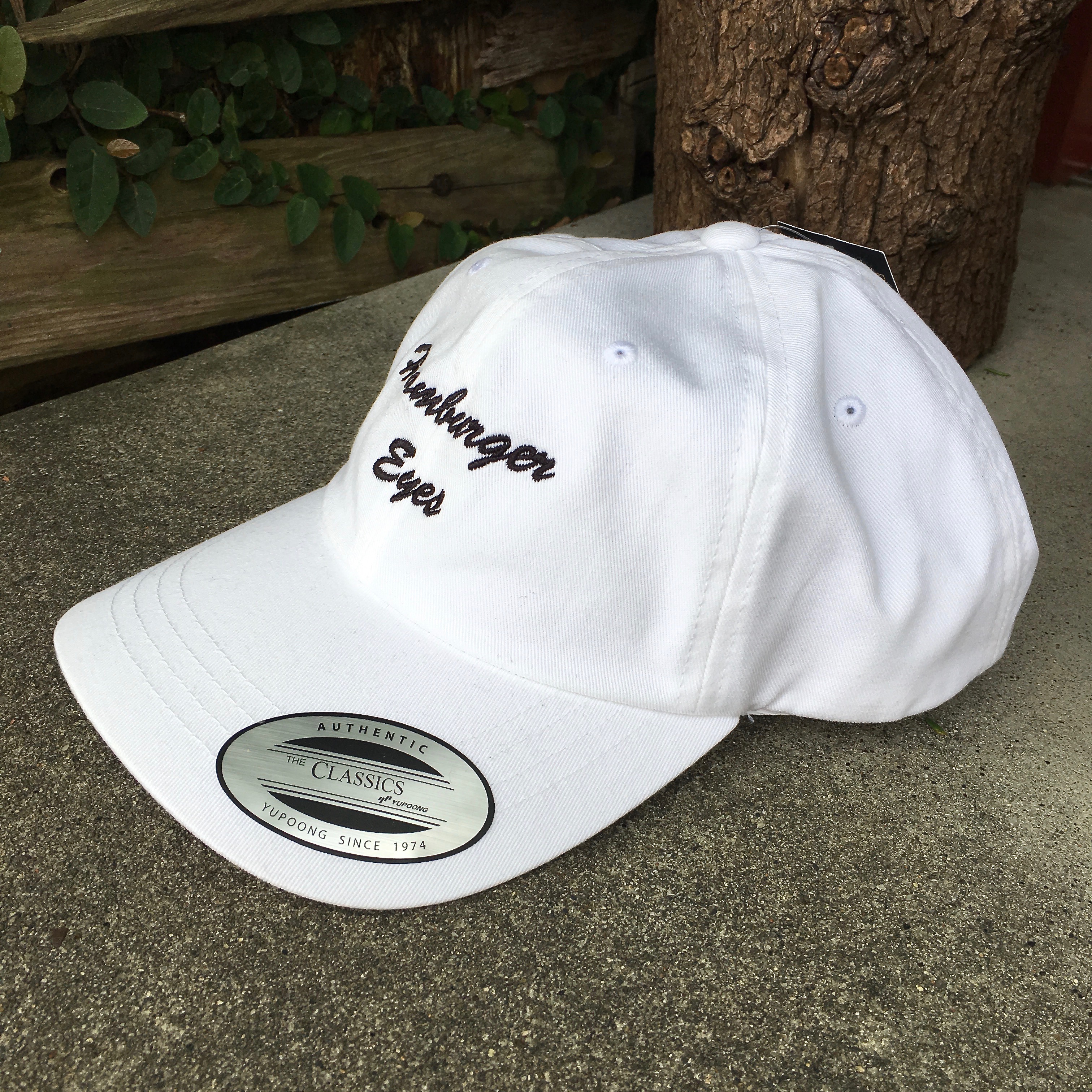 HAMBURGER EYES : WHITE HAT