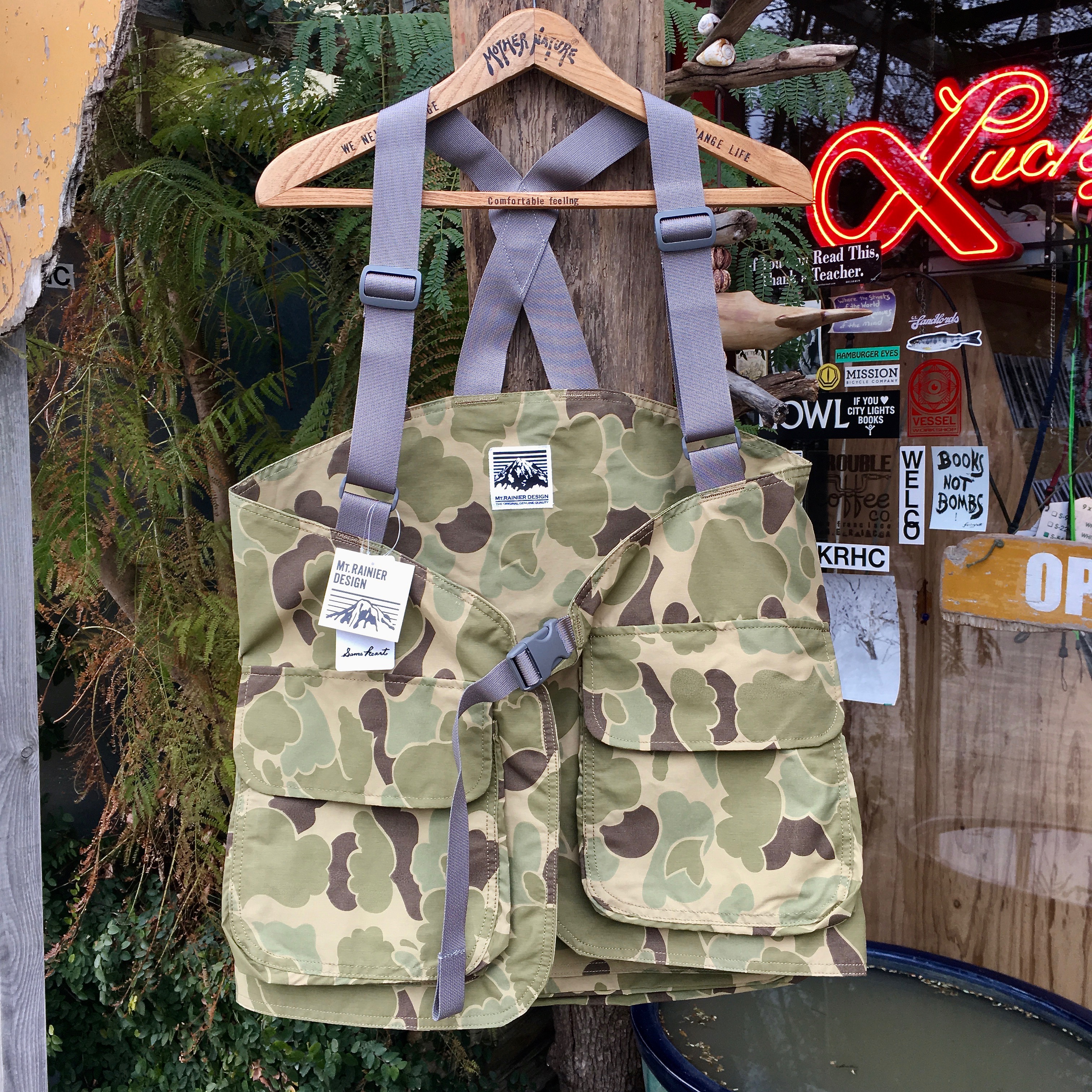 MT RAINIER DESIGN：MRD ORIGINAL STRAP CAMO VEST