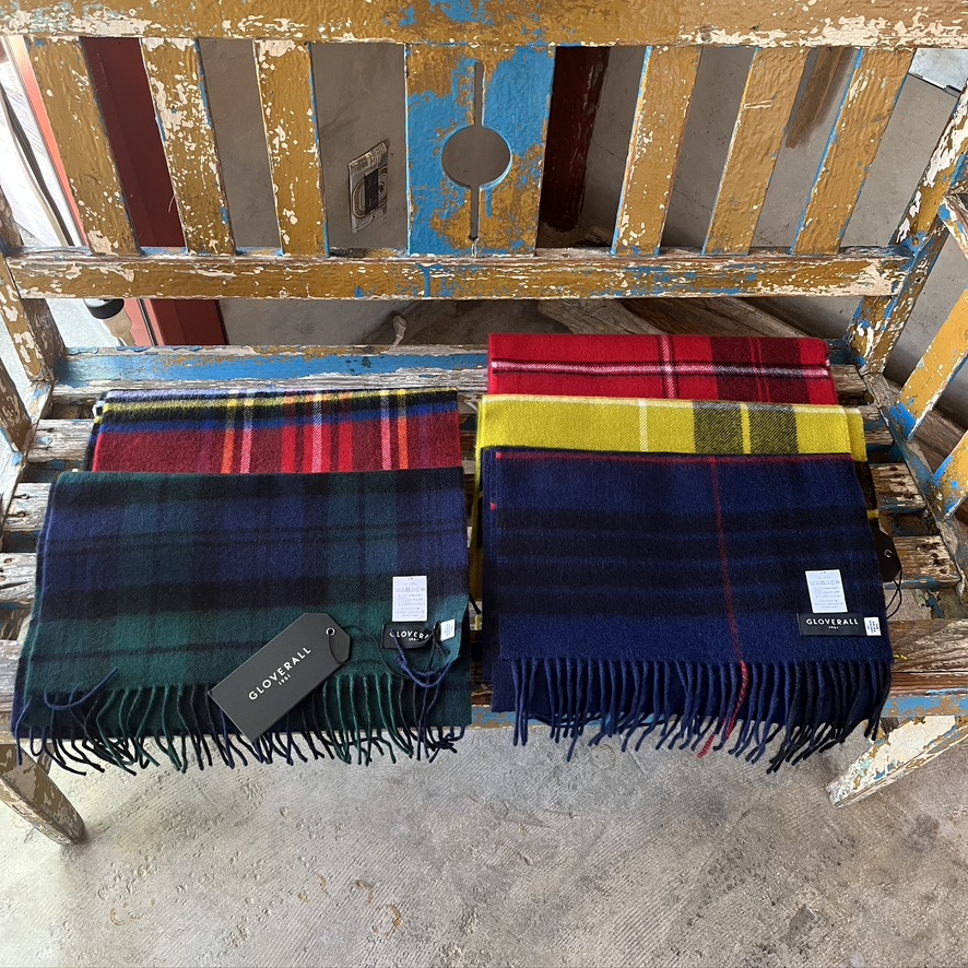 GLOVERALL : OVERSIZED LAMBSWOOL SCARF