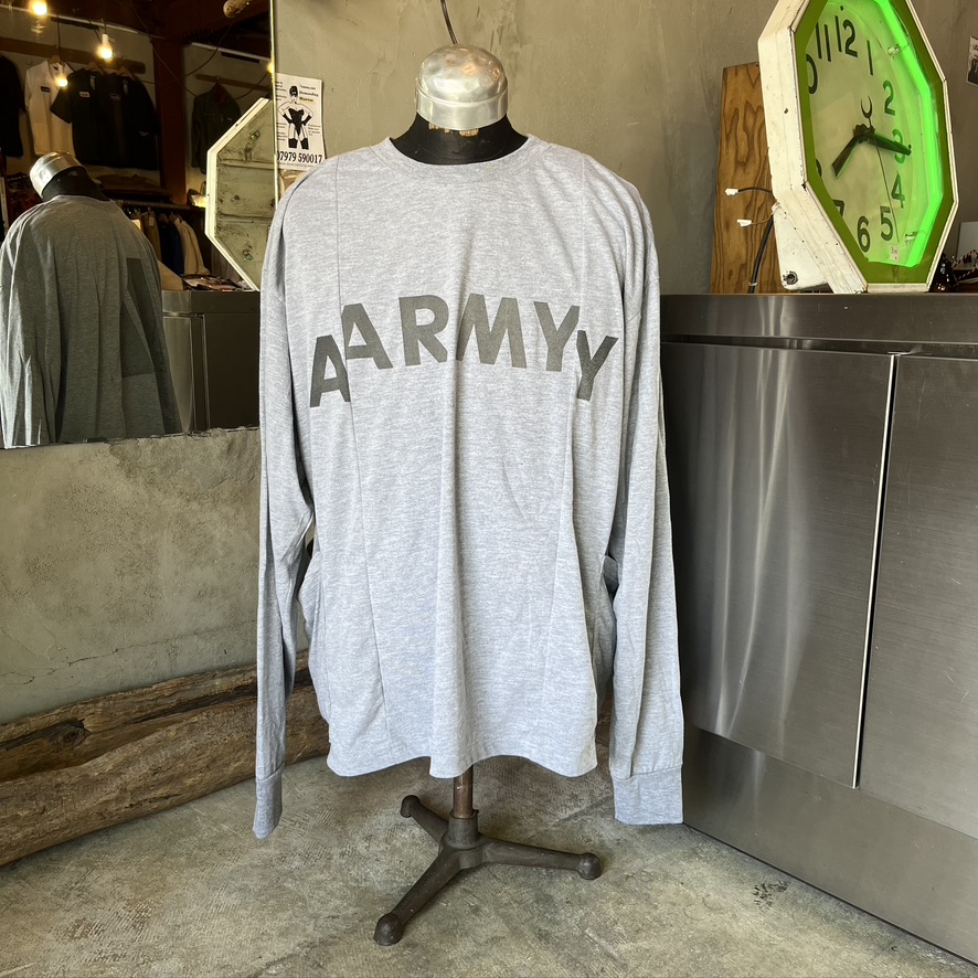 WIDE RESIZE US ARMY SIDE POCKET LONG SLEEVE T