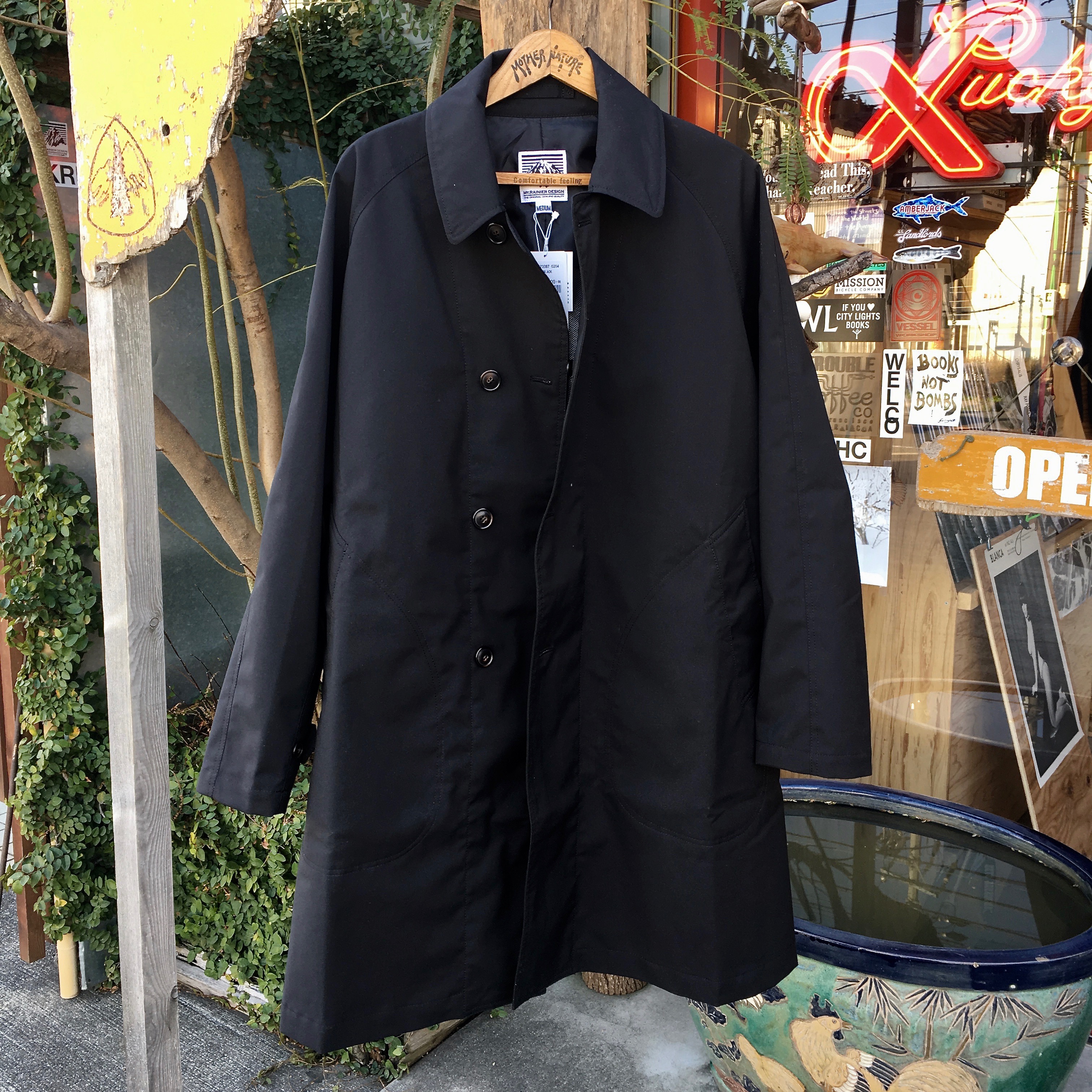 MT RAINIER DESIGN: STORMPOOF OVER COAT