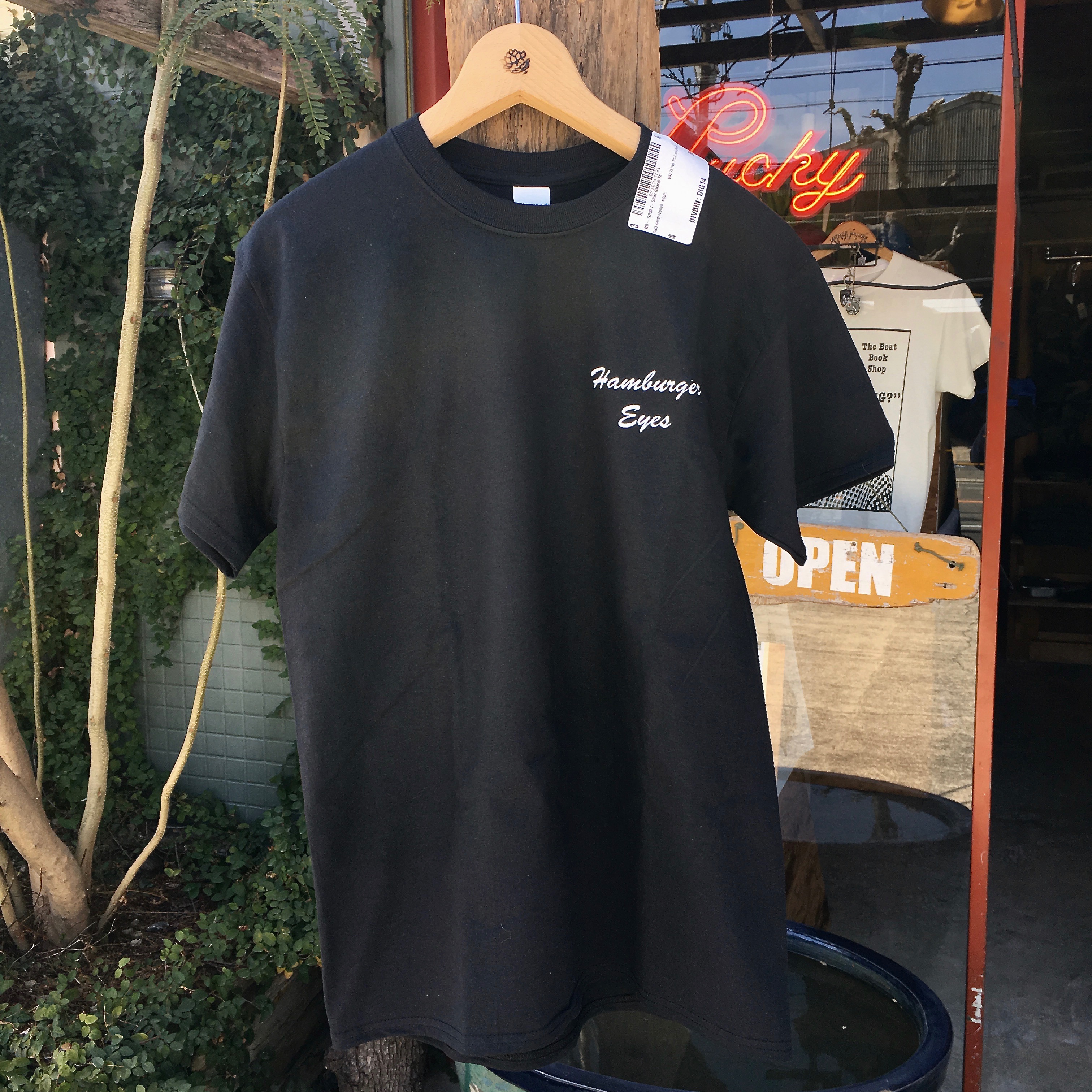 HAMBURGER EYES : BLACK T-SHIRTS 