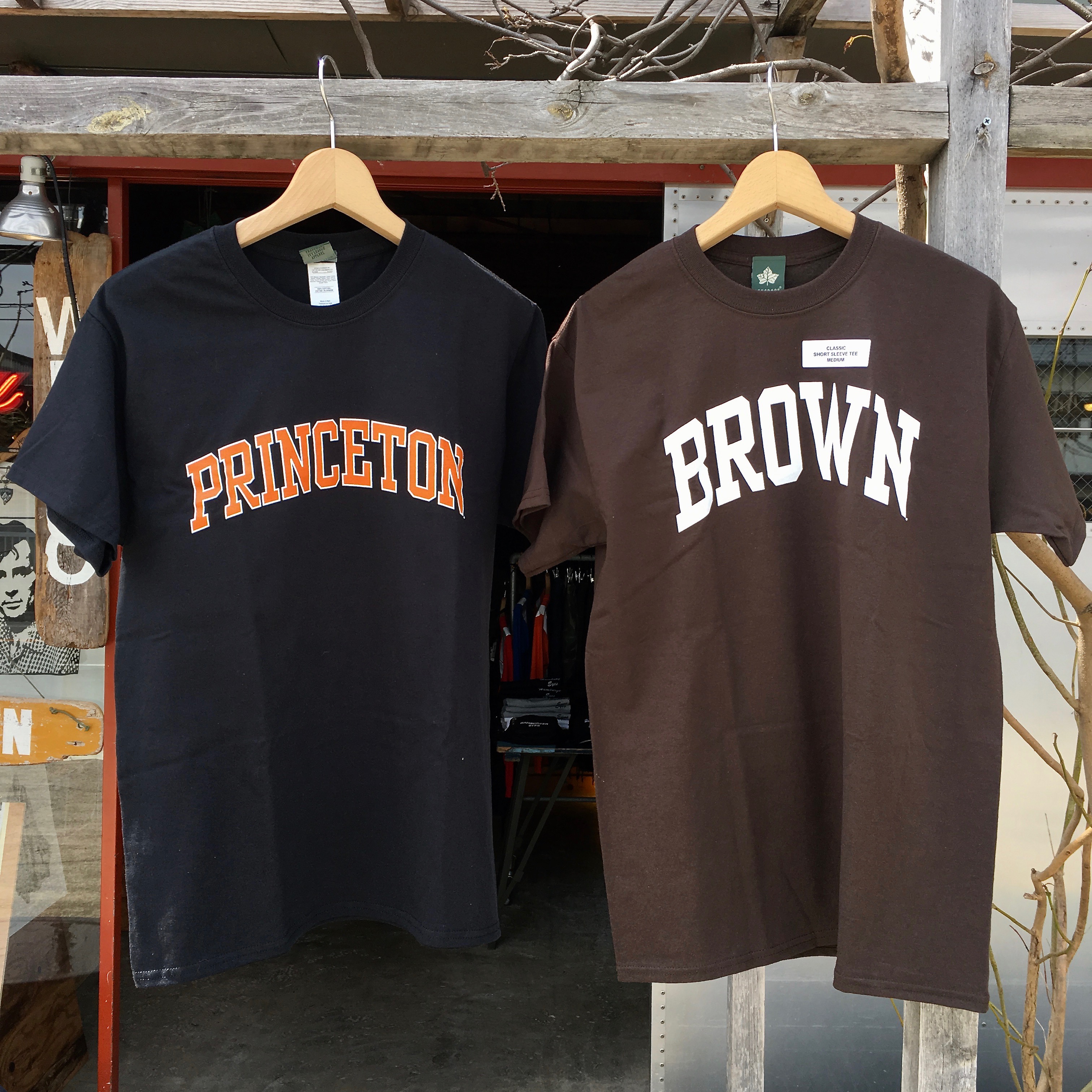 THE IVY SPORT:  BROWN CLASSIC T-SHIRTS,PRINCETON C