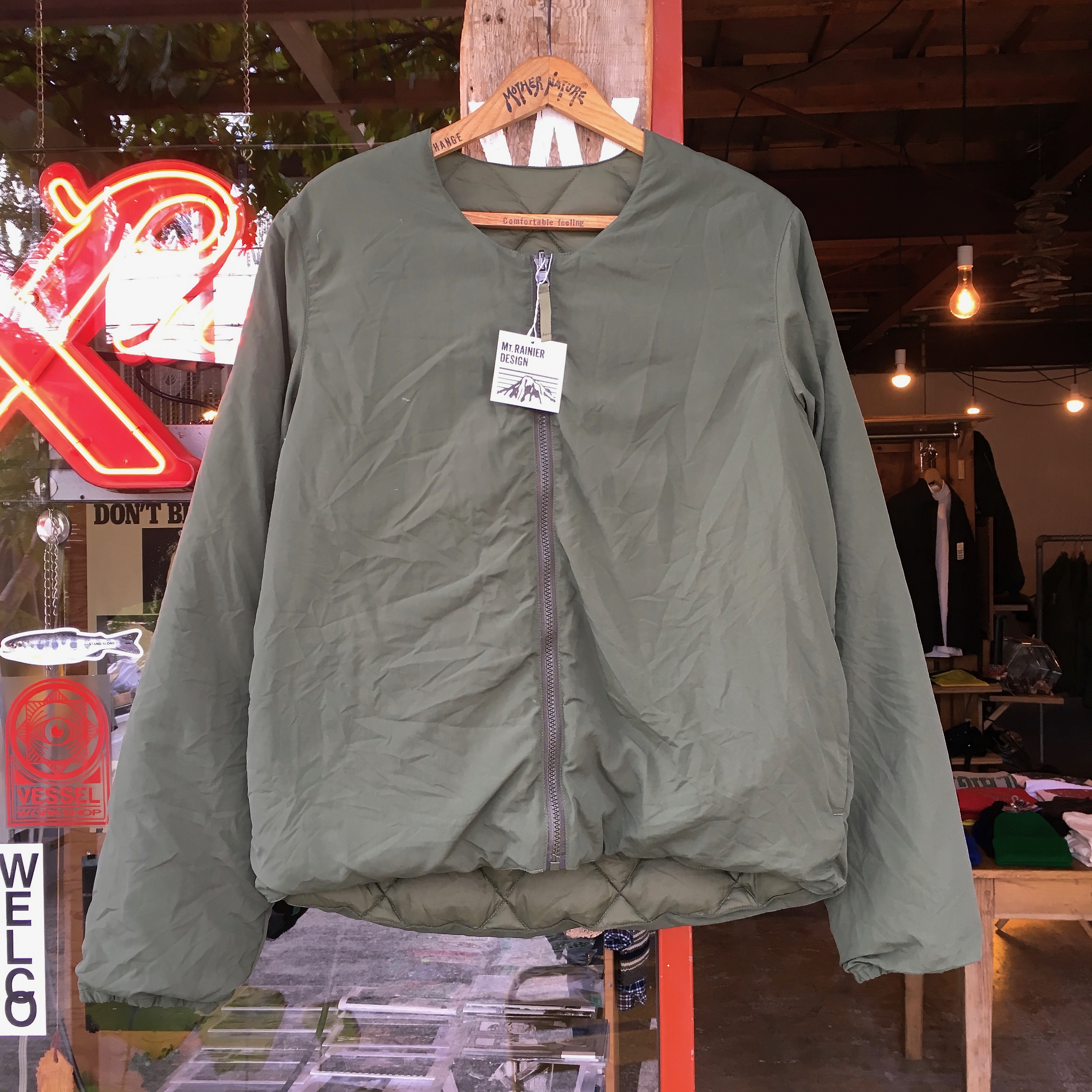 MT RAINIER DESIGN : MRD REVERSIBLE DOWN CARDIGAN