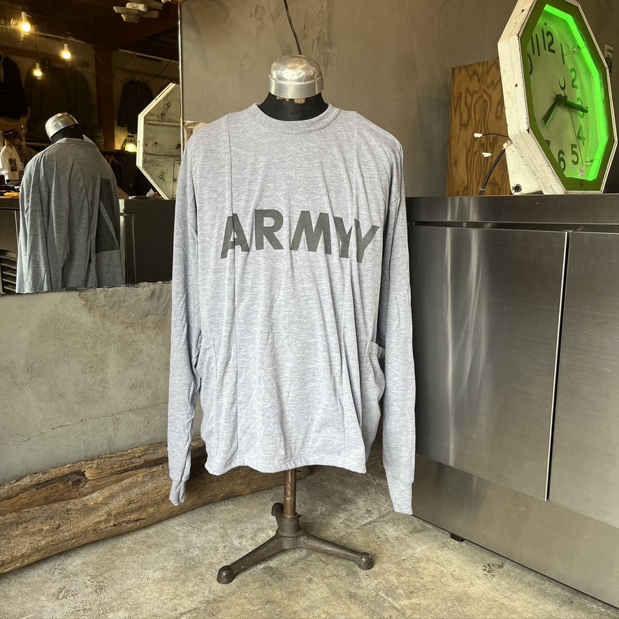 WIDE RESIZE US ARMY SIDE POCKET LONG SLEEVE T