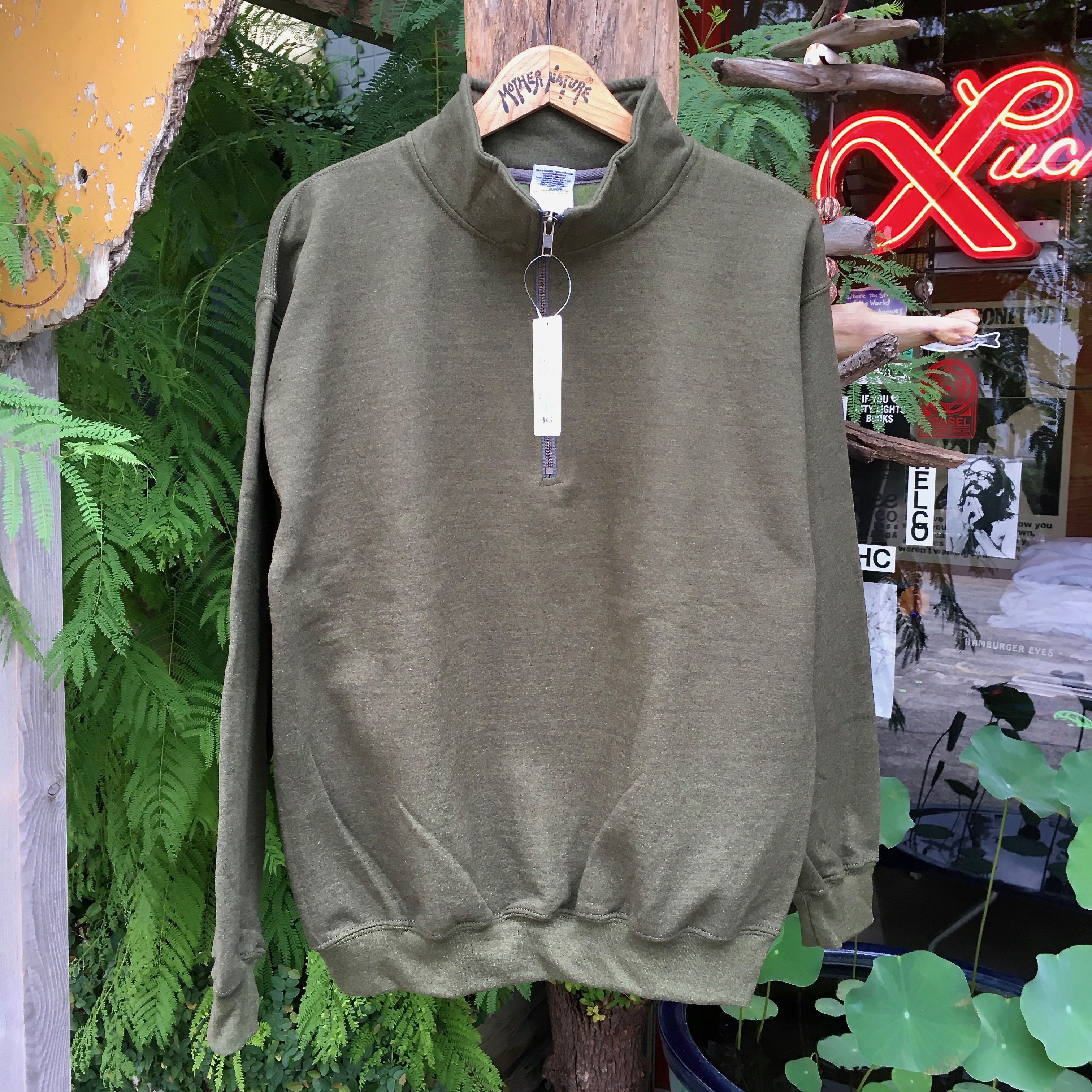 GILDAN : ADULT 80OZ VINTAGE CADET COLLAR SWEAT 