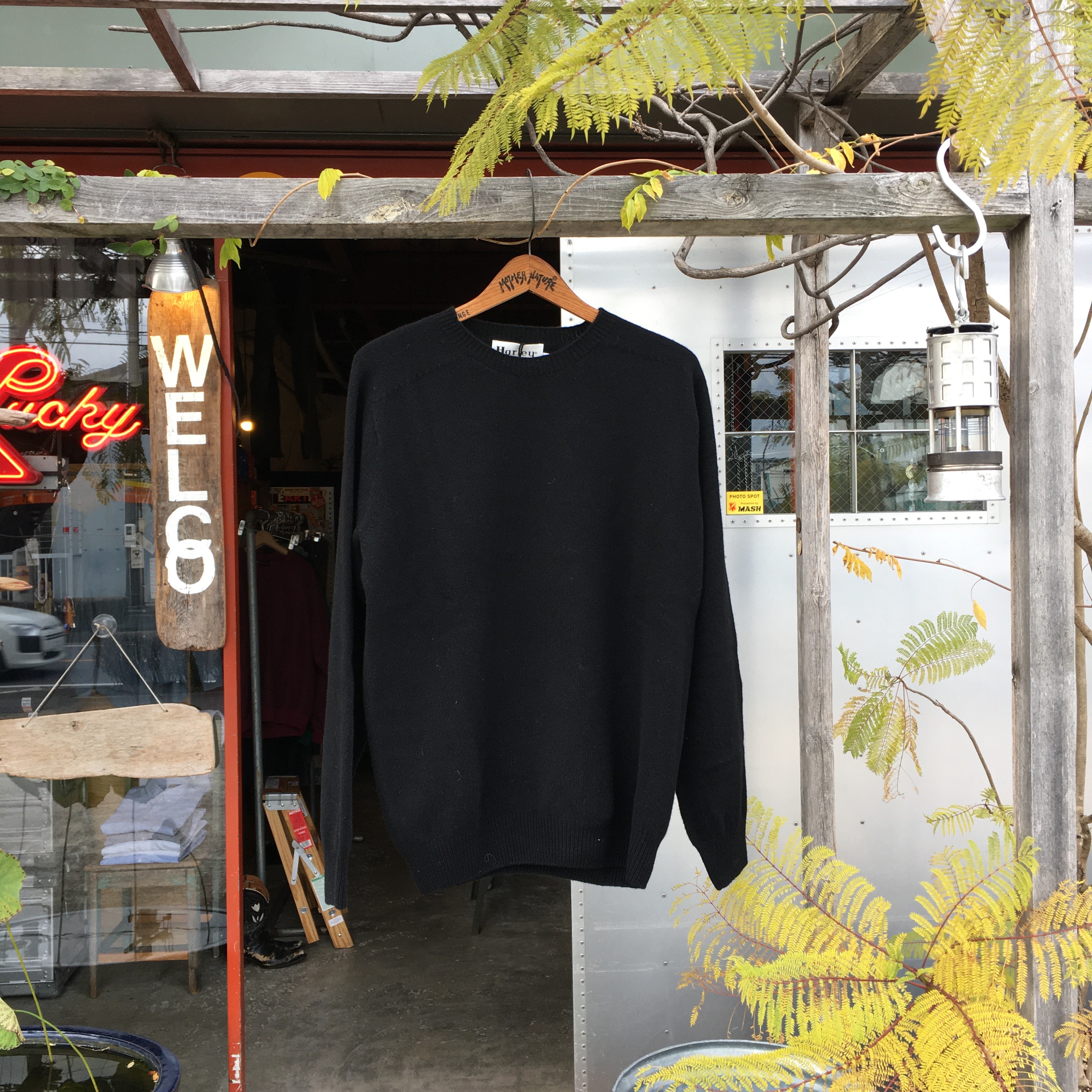 HARLEY OF SCOTLAND: CREW NECK SWEATER 