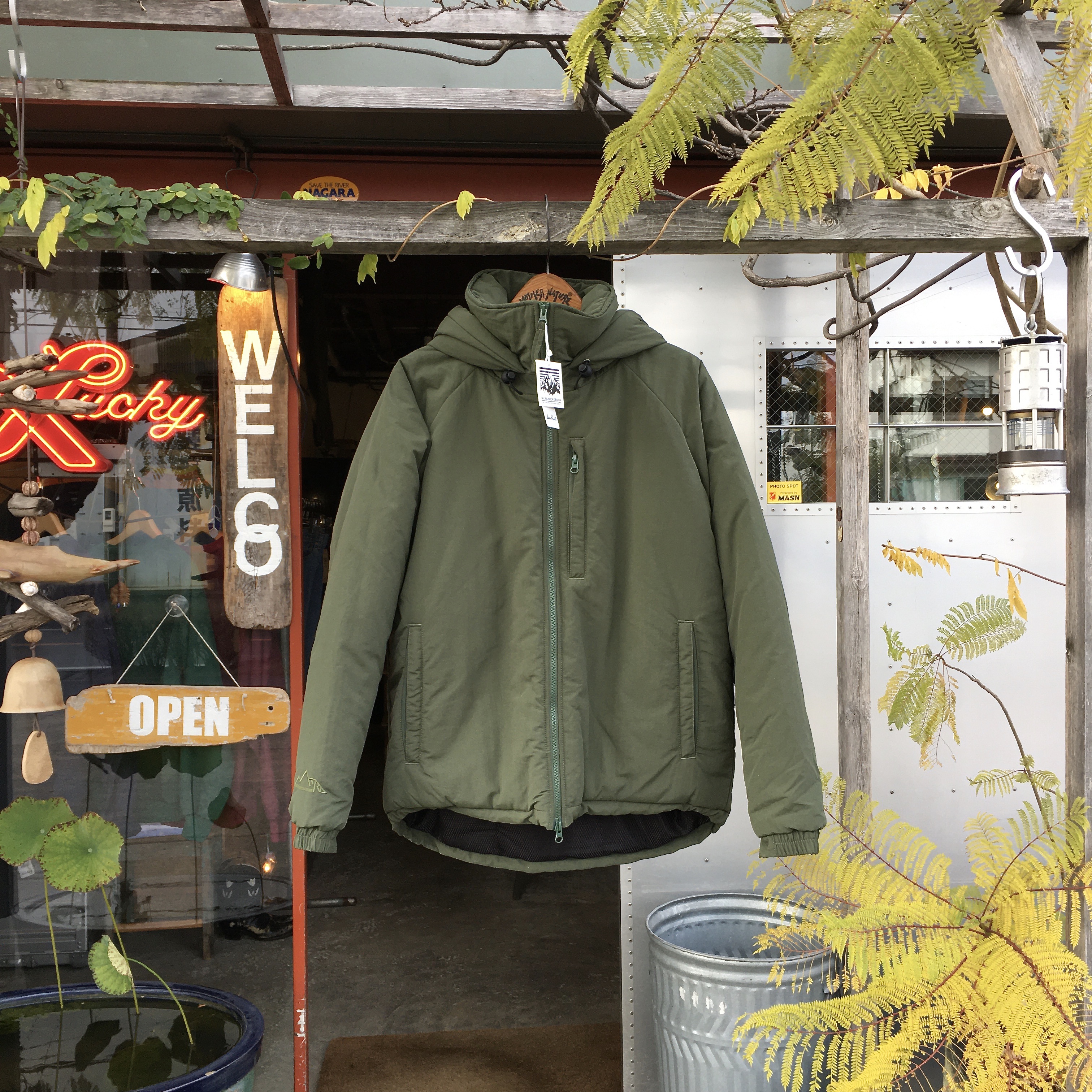  MT.RAINIER DESIGN:MRD MOUNTAIN THERMO HAPPY PARKA