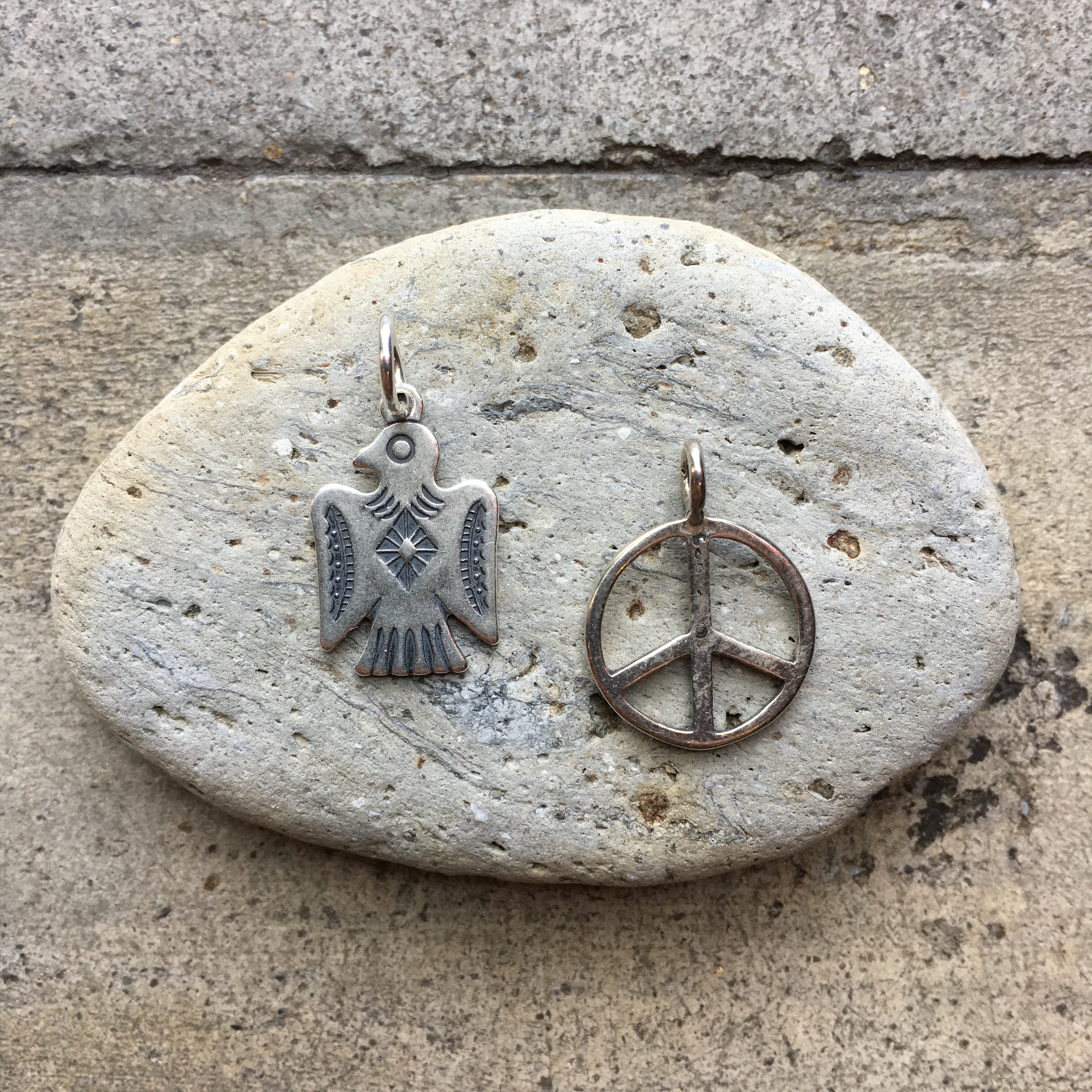 VINTAGE NAVAJO,PEACE PNDT TOP