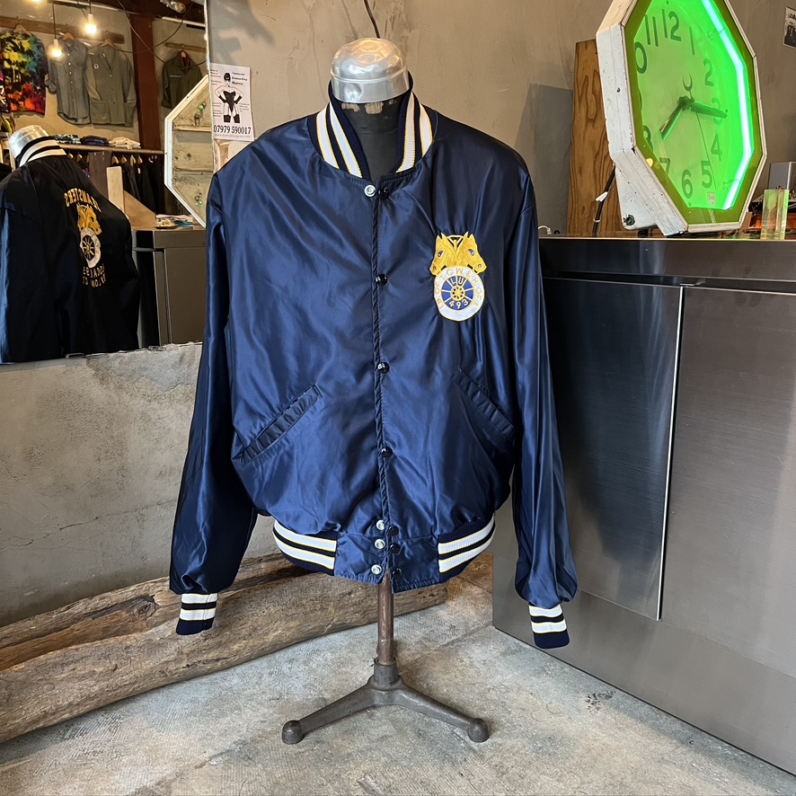 VINTAGE SPORTS JACkET