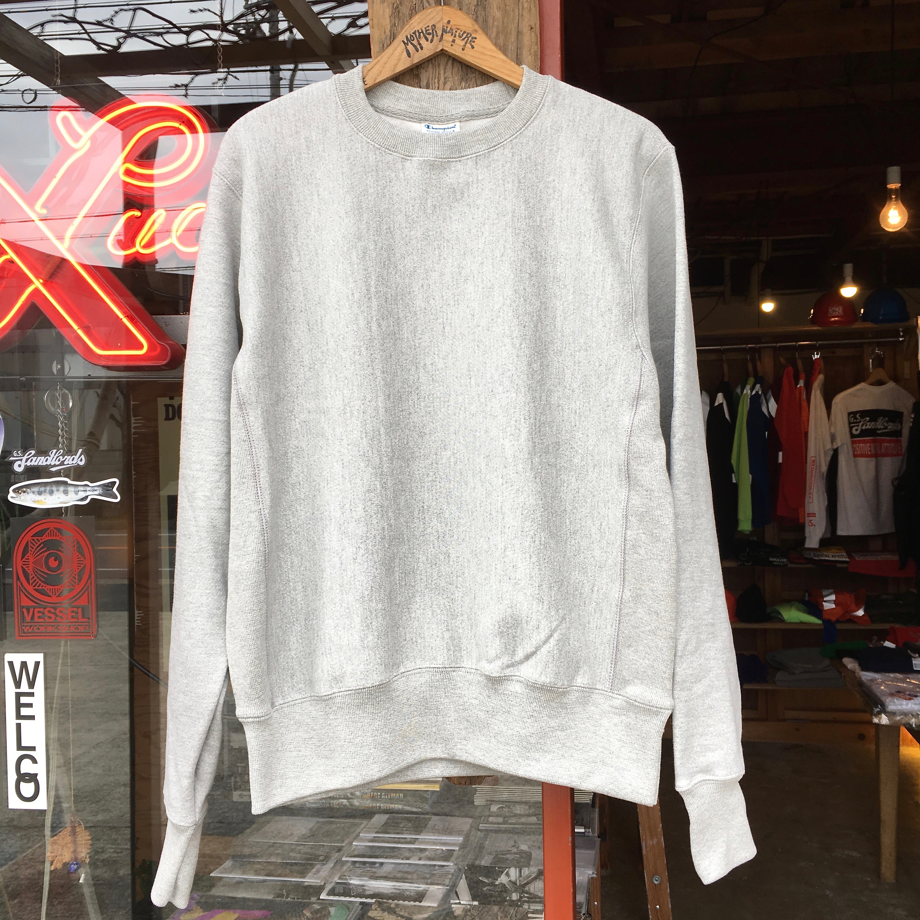 CHAMPION  : REVERSE WEAVE CREW NECK 