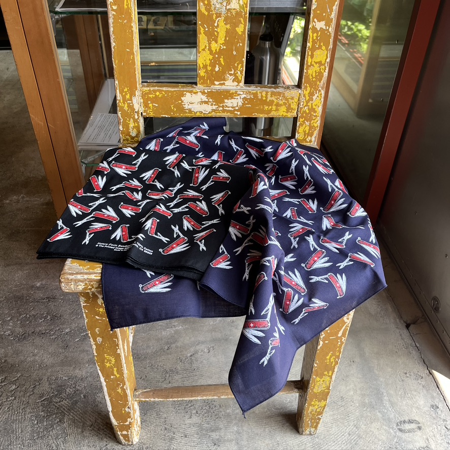 The Printed Image : Knives Bandana
