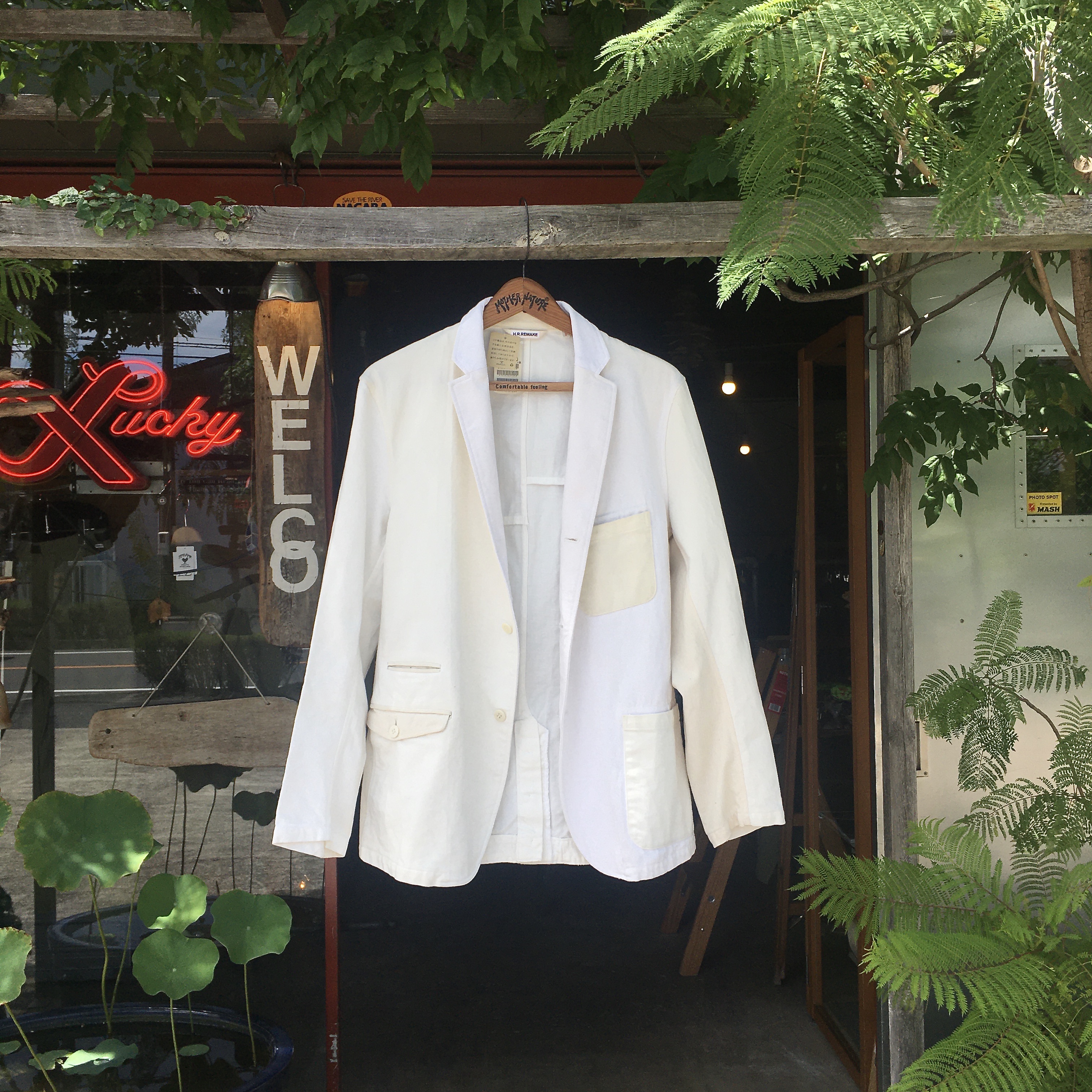 H.R.REMAKE : WHITE JACKET