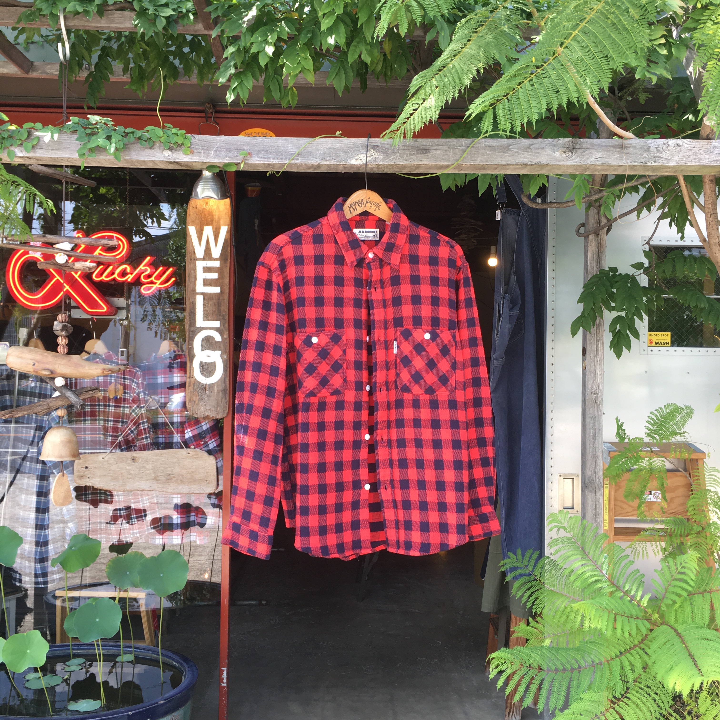 HOLLYWOOD RANCH MARKET :  ホームスパン ブラシュッドインドネルシャツ