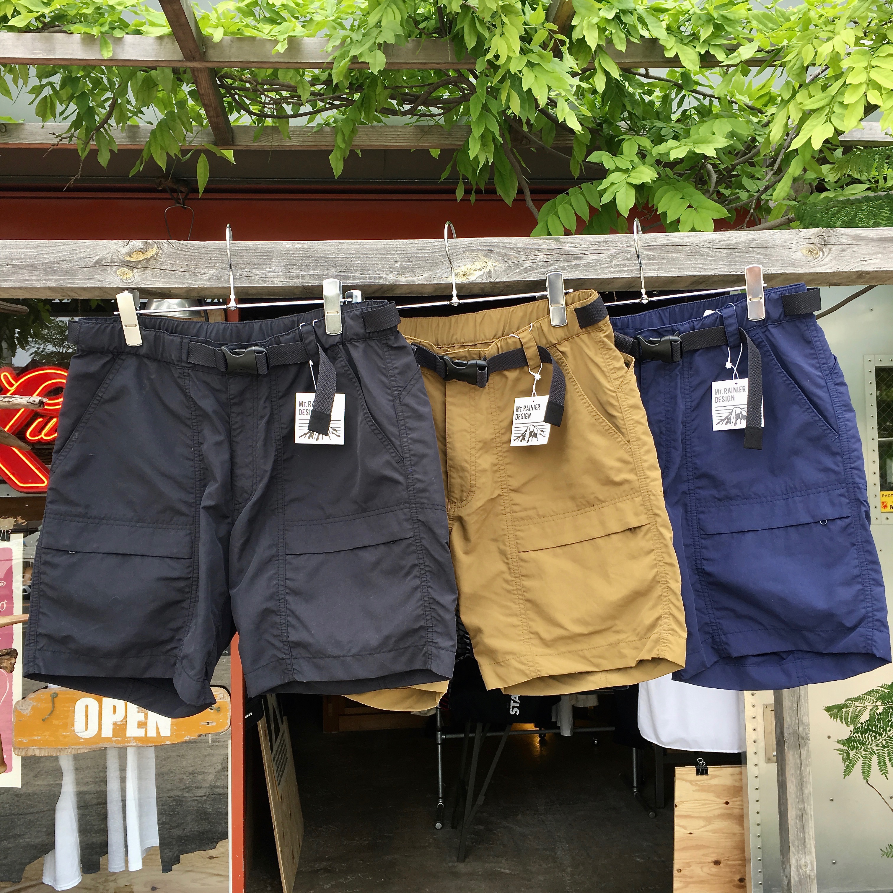 MT RAINIER DESIGN : WINDSHED MOUNTAIN SHORTS