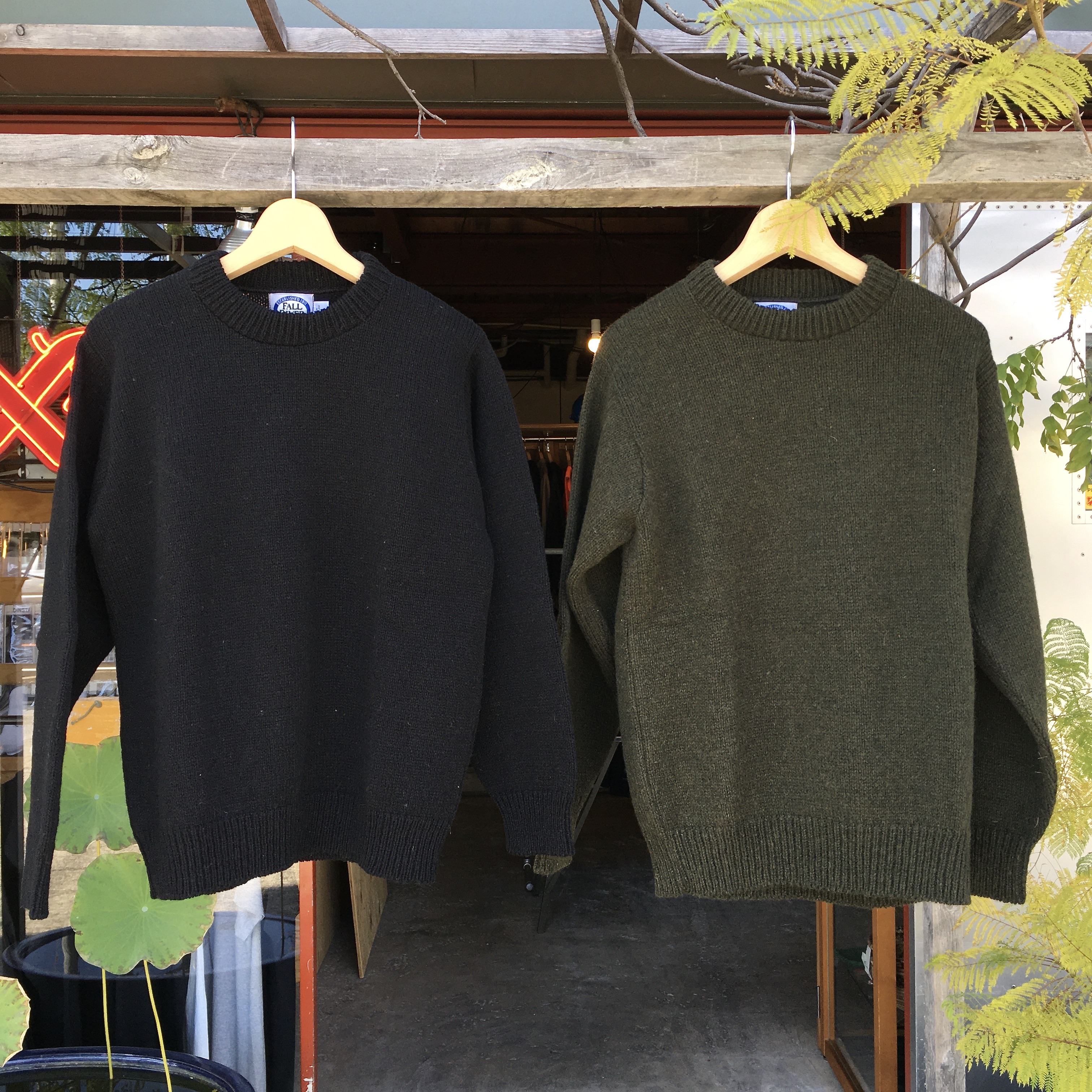  FALL RIVER KNITTING MILLS : CREW NECK SWEATER 