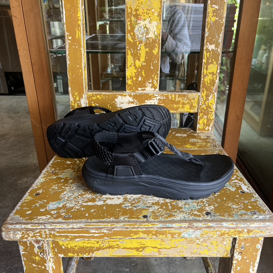 rig footwear : mguu