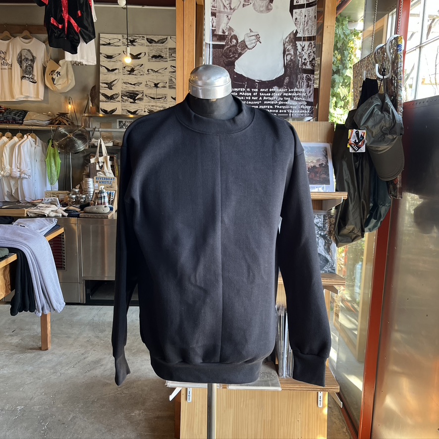 LIFEWEAR : CREW NECK SWEATSHIRT