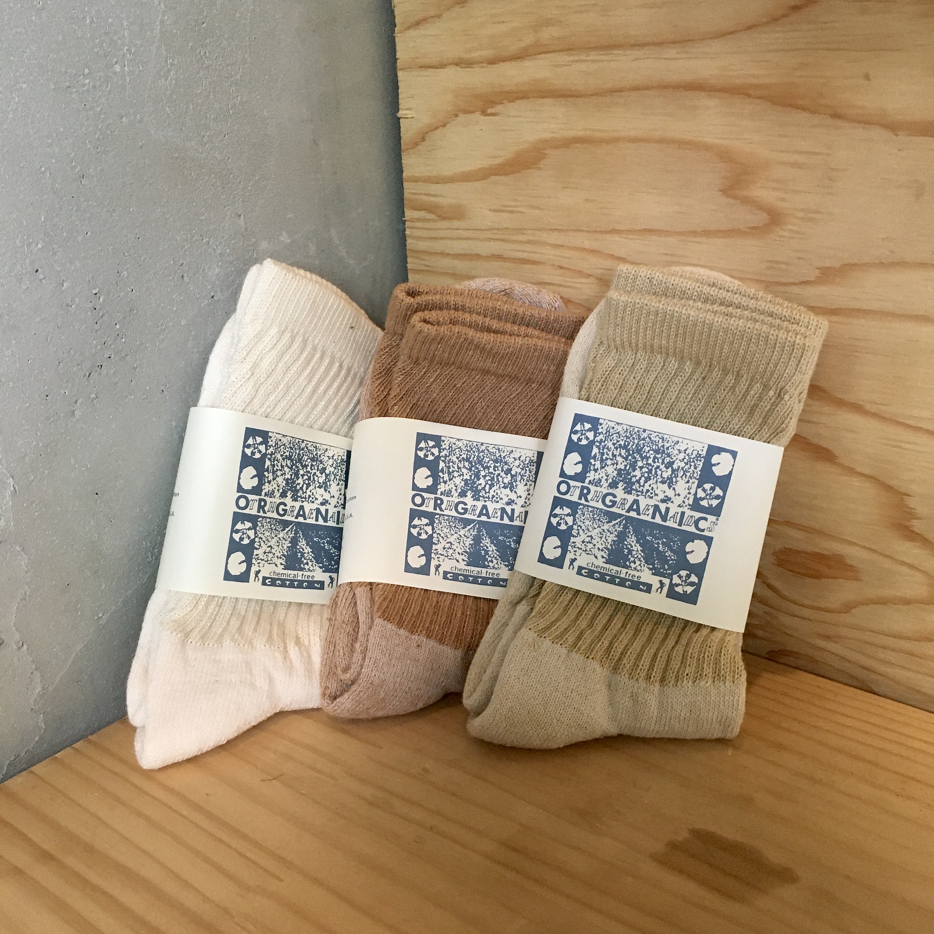 ORGANIC THREADS : 1P SOCKS