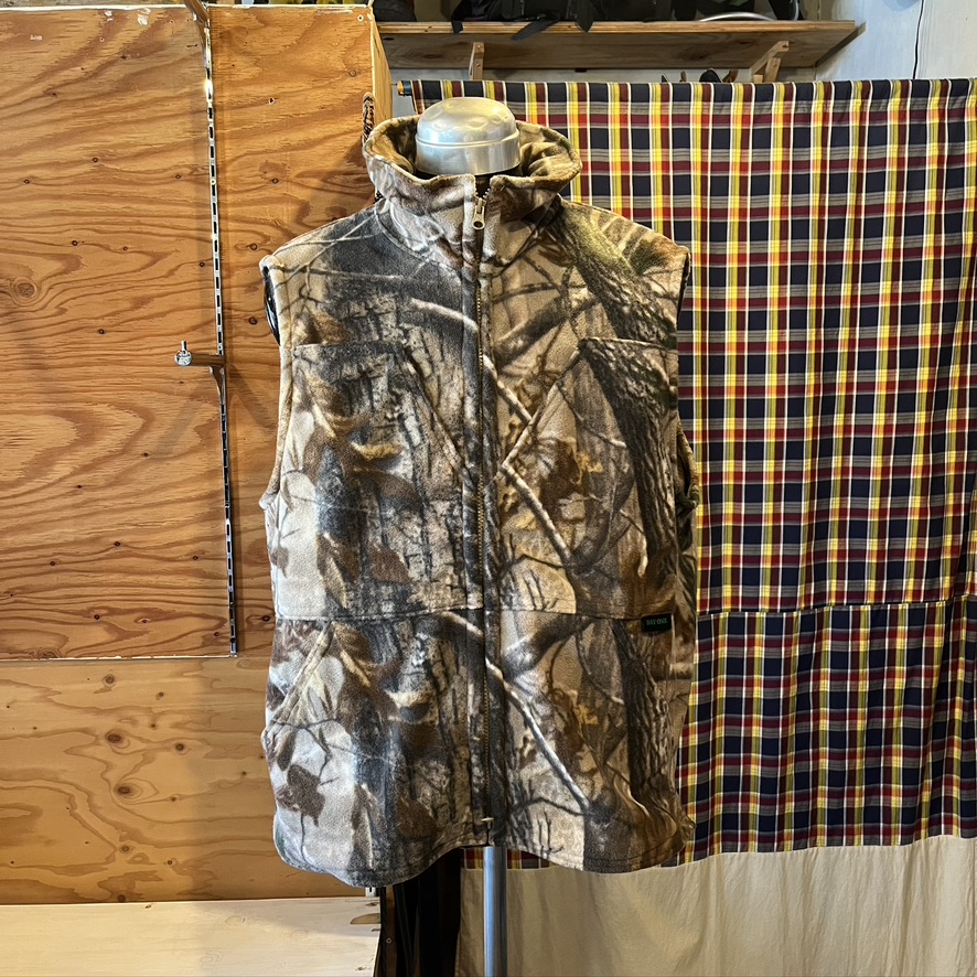 Day One Camouflage: Fleece Vest Low Collar