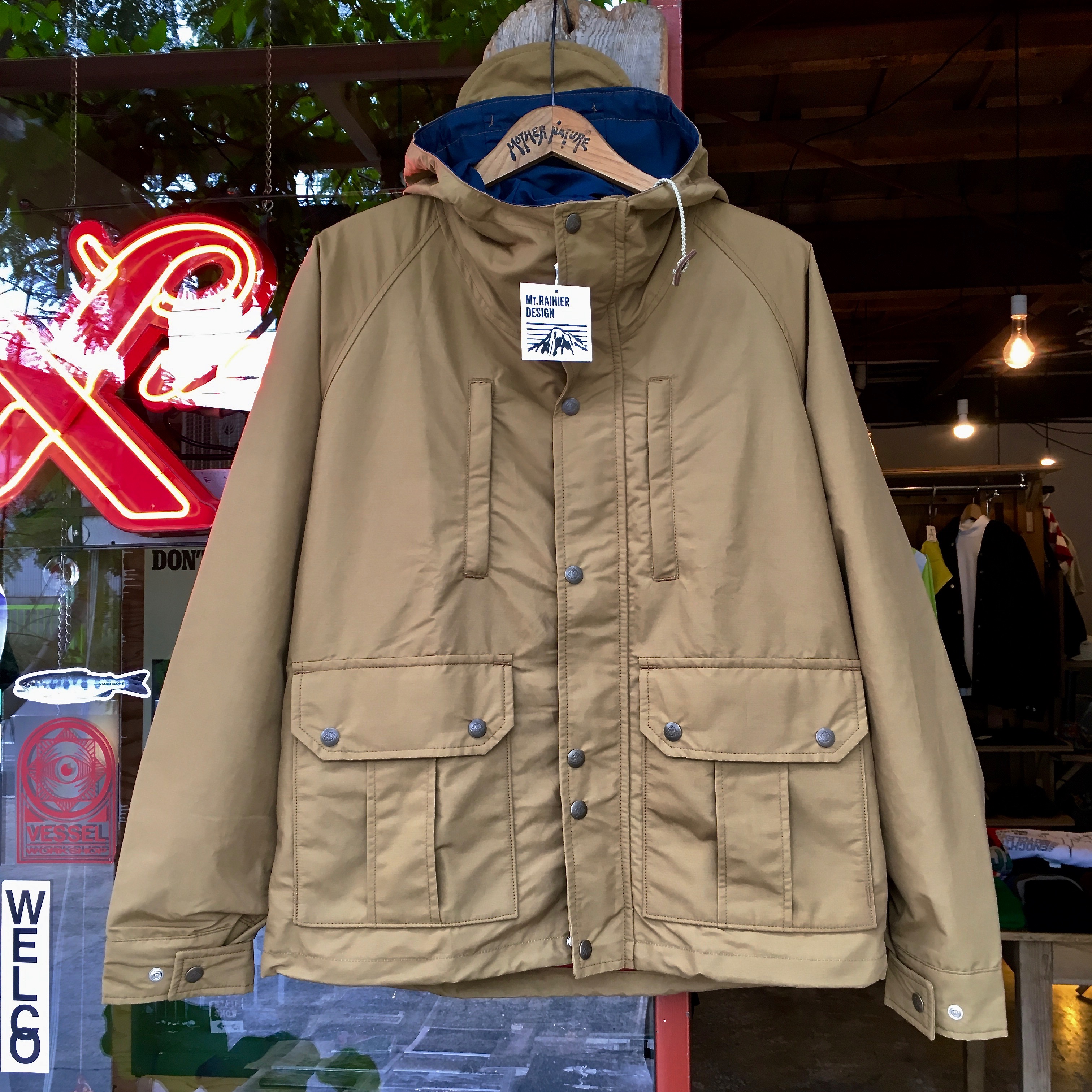  MT RAINIER DESIGN：MR61301 MADE IN USA CAIRNI PARK