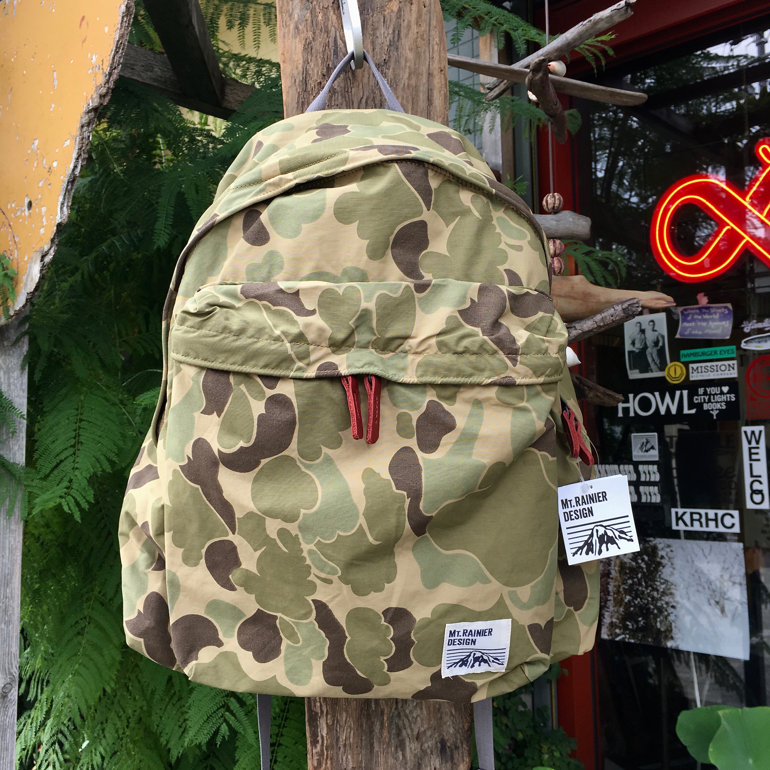 MT RAINIER DESIGN：ORIGINAL POCKET SMIPLE PACK CAMO