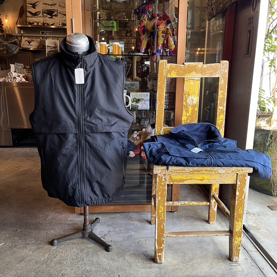 PORT AUTHORITY : REVERSIBLE VEST