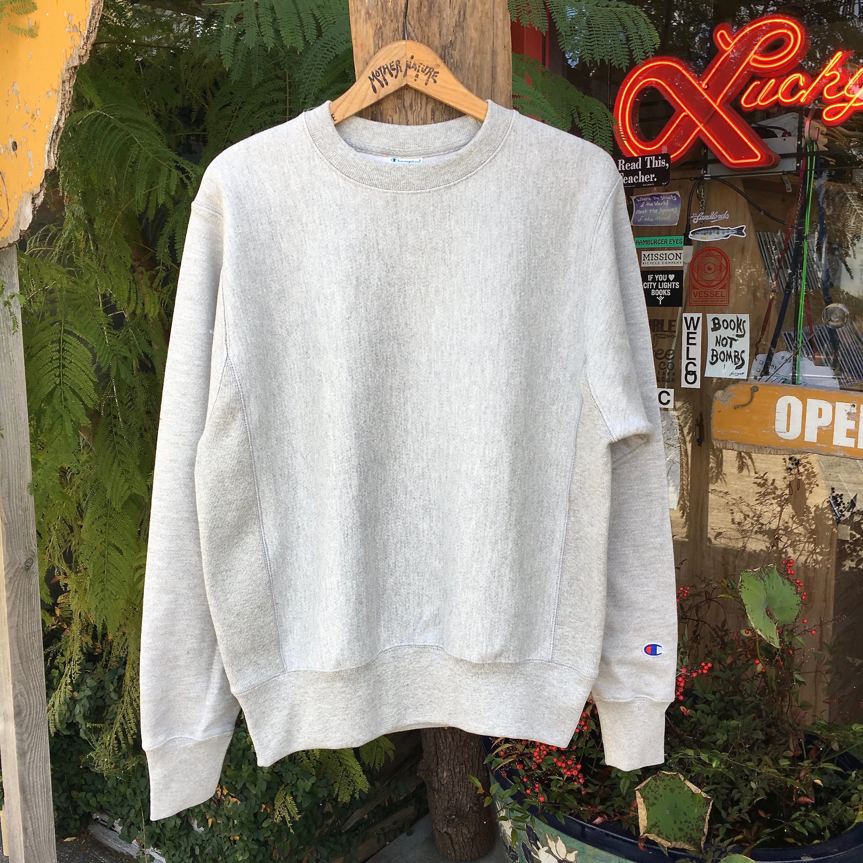 CHAMPION  : REVERSE WEAVE CREW NECK 