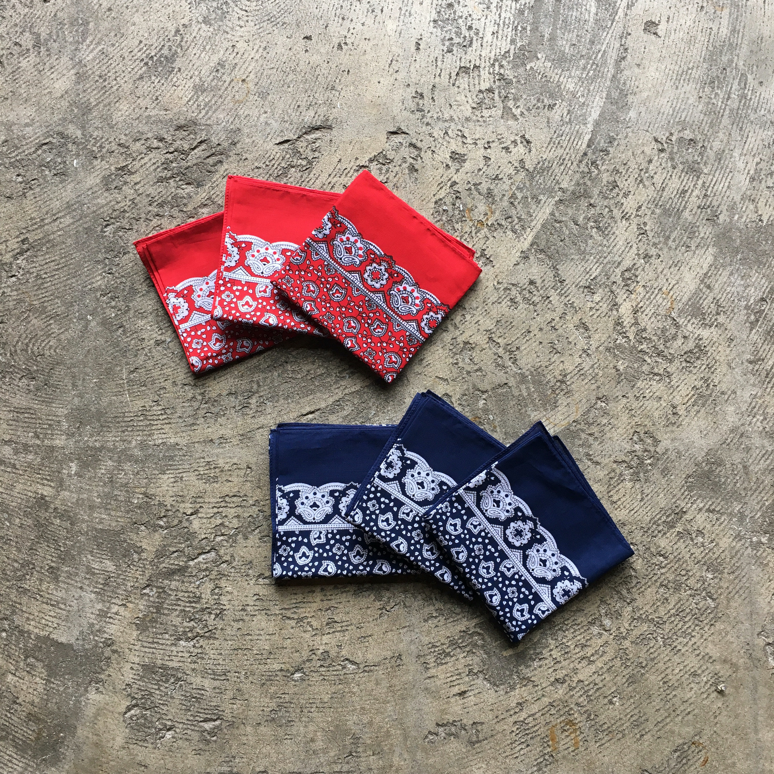 MODAS : 1090 VIERECKTUCH PAISLEY BANDANA
