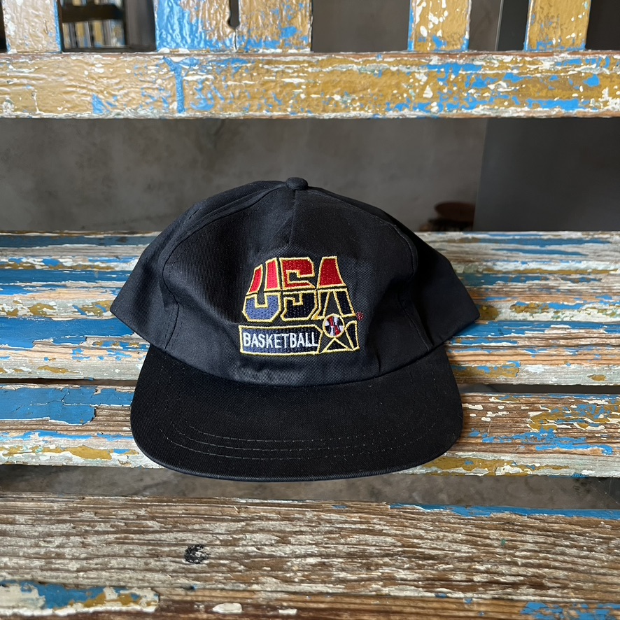 1992 USA BASKETBALL DREAM TEAM CAP (DEADSTOCK)
