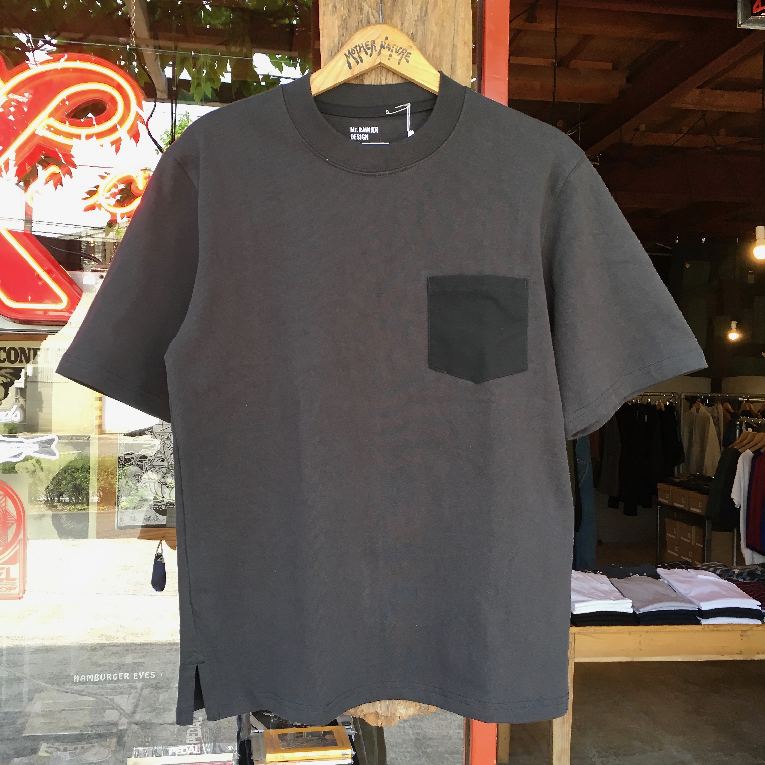 MT RAINIER DESIGN : MRD POCKET SS TEE 