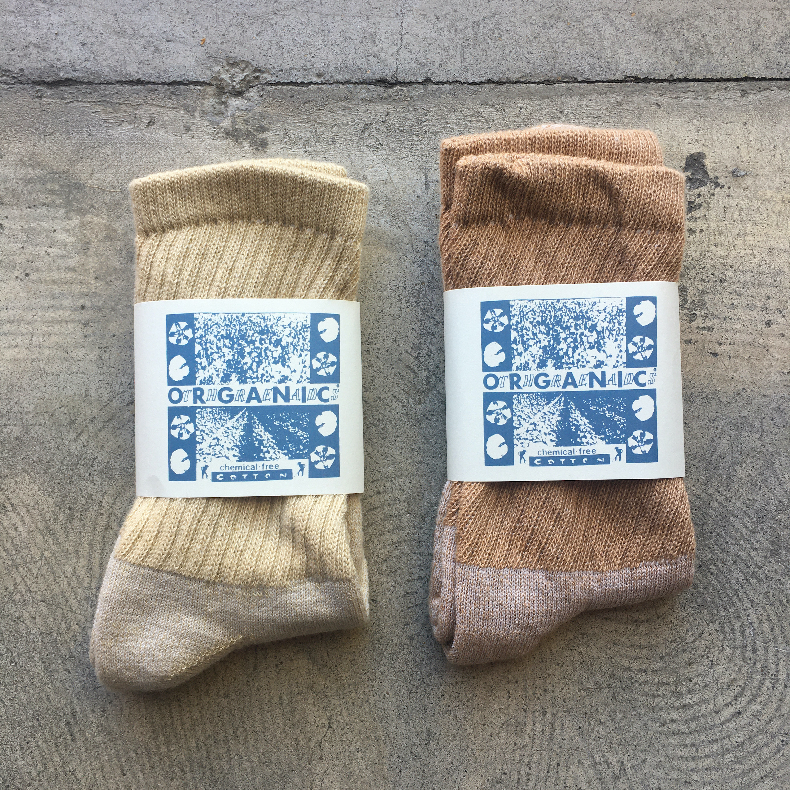 ORGANIC THREADS :  1P SOCKS 