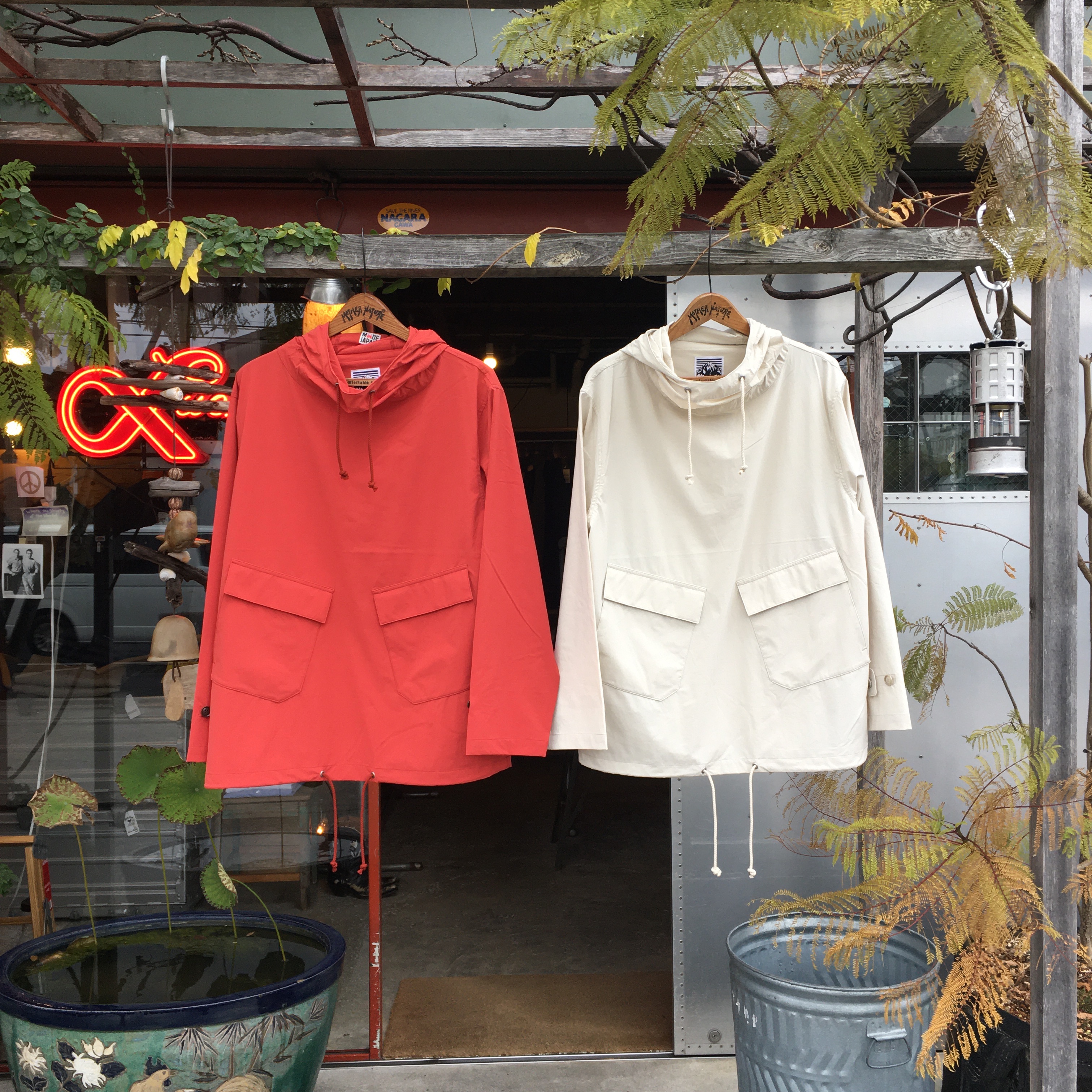 MT.RAINIER DESIGN: MRD STRETCH NYLON SALVAGE PARKA