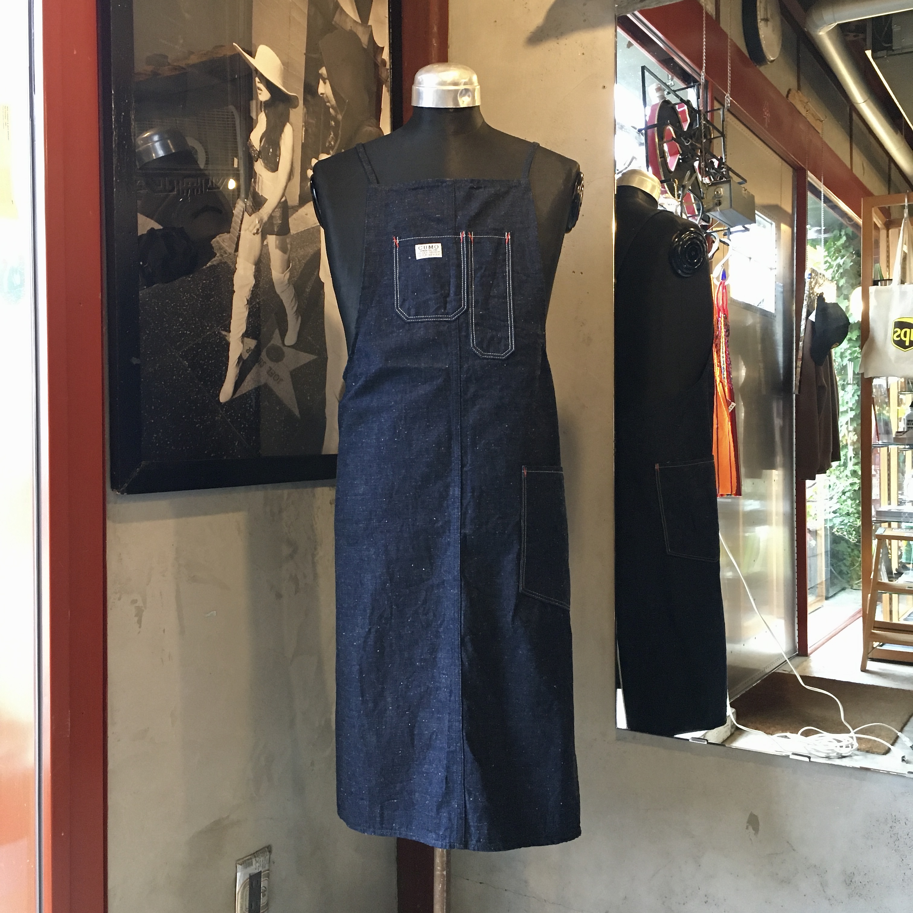 CUMO : AP-017 OLD WORK 2 APRON
