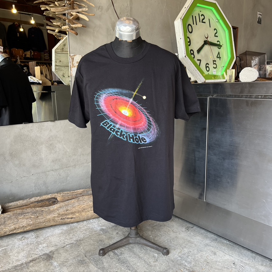 COTTON EXPRESSIONS : EVENT HORIZON T-SHIRT